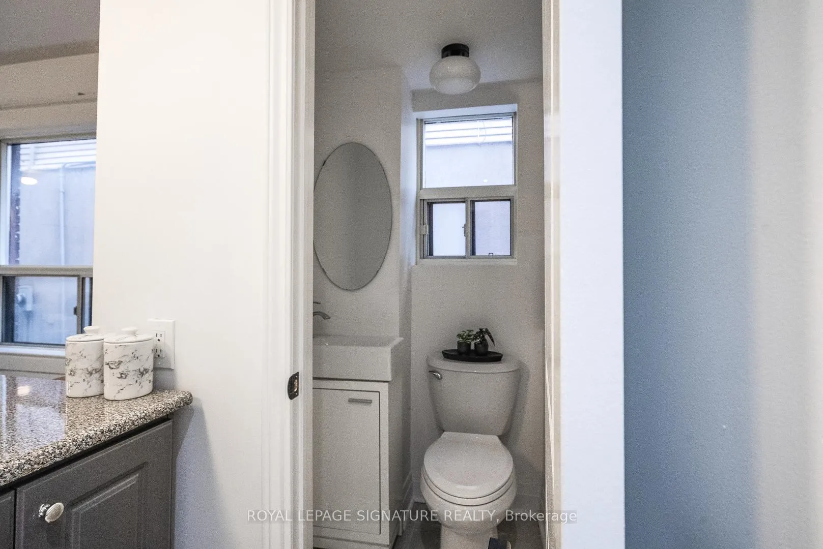 Photo 15 of Unit Upper, 216 Parkmount Road, Toronto, Greenwood-Coxwell — HOMEH