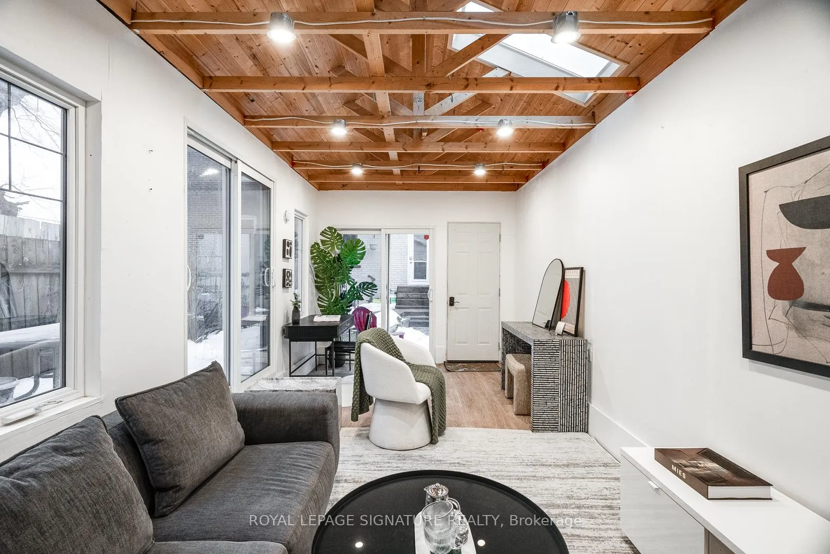 Photo 25 of Unit Upper, 216 Parkmount Road, Toronto, Greenwood-Coxwell — HOMEH