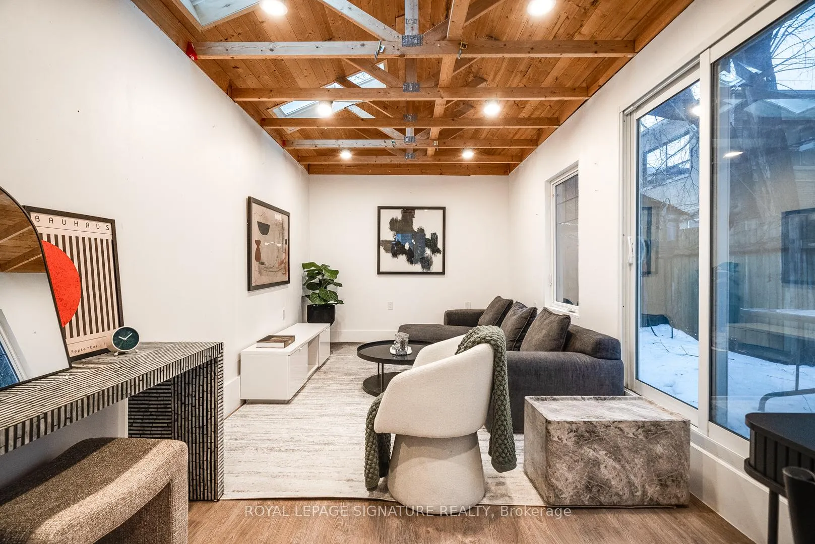 Photo 27 of Unit Upper, 216 Parkmount Road, Toronto, Greenwood-Coxwell — HOMEH