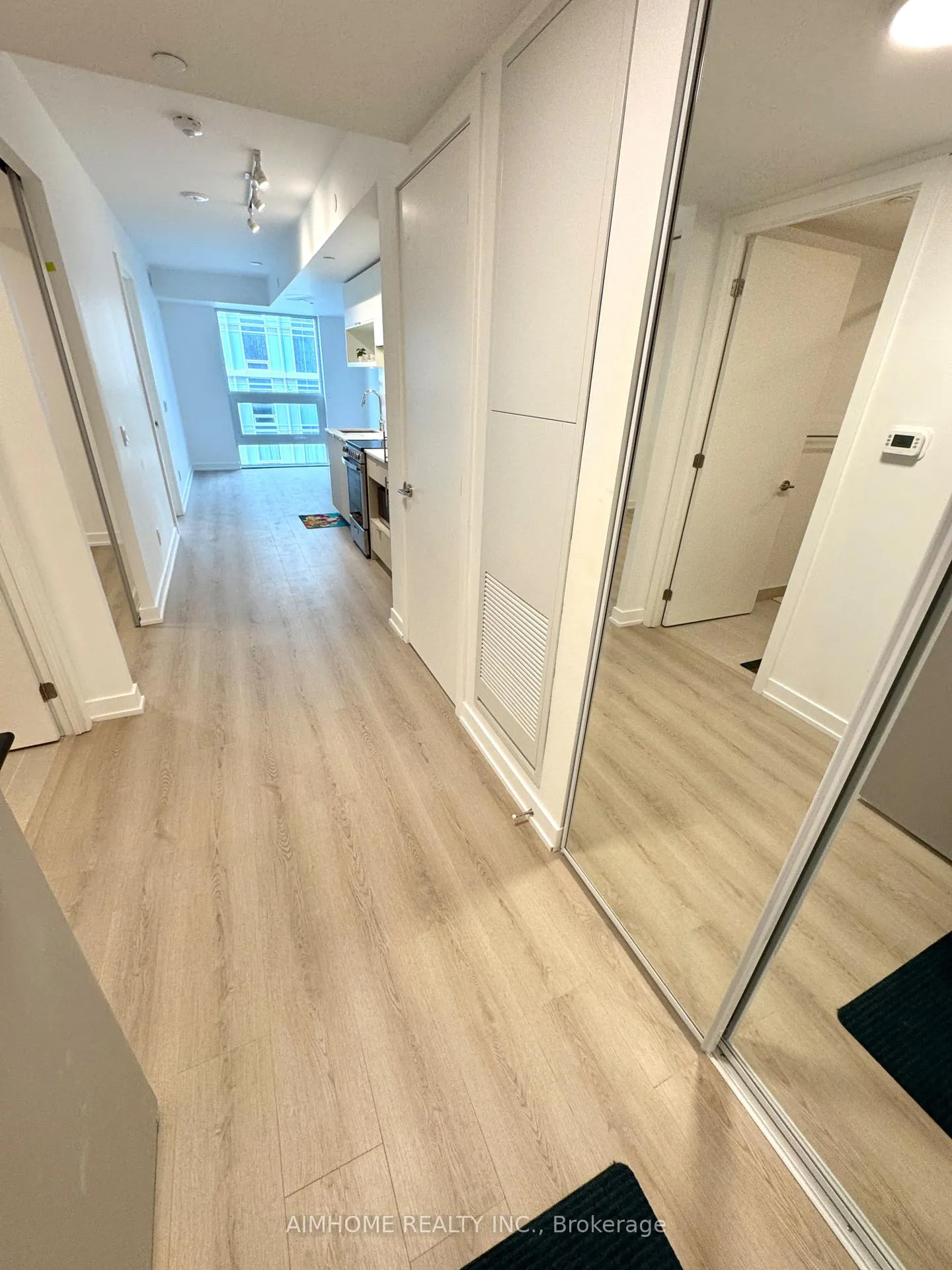 Photo 6 of Unit 2212, 100 Queen Street E, Toronto, Church-Yonge Corridor — HOMEH