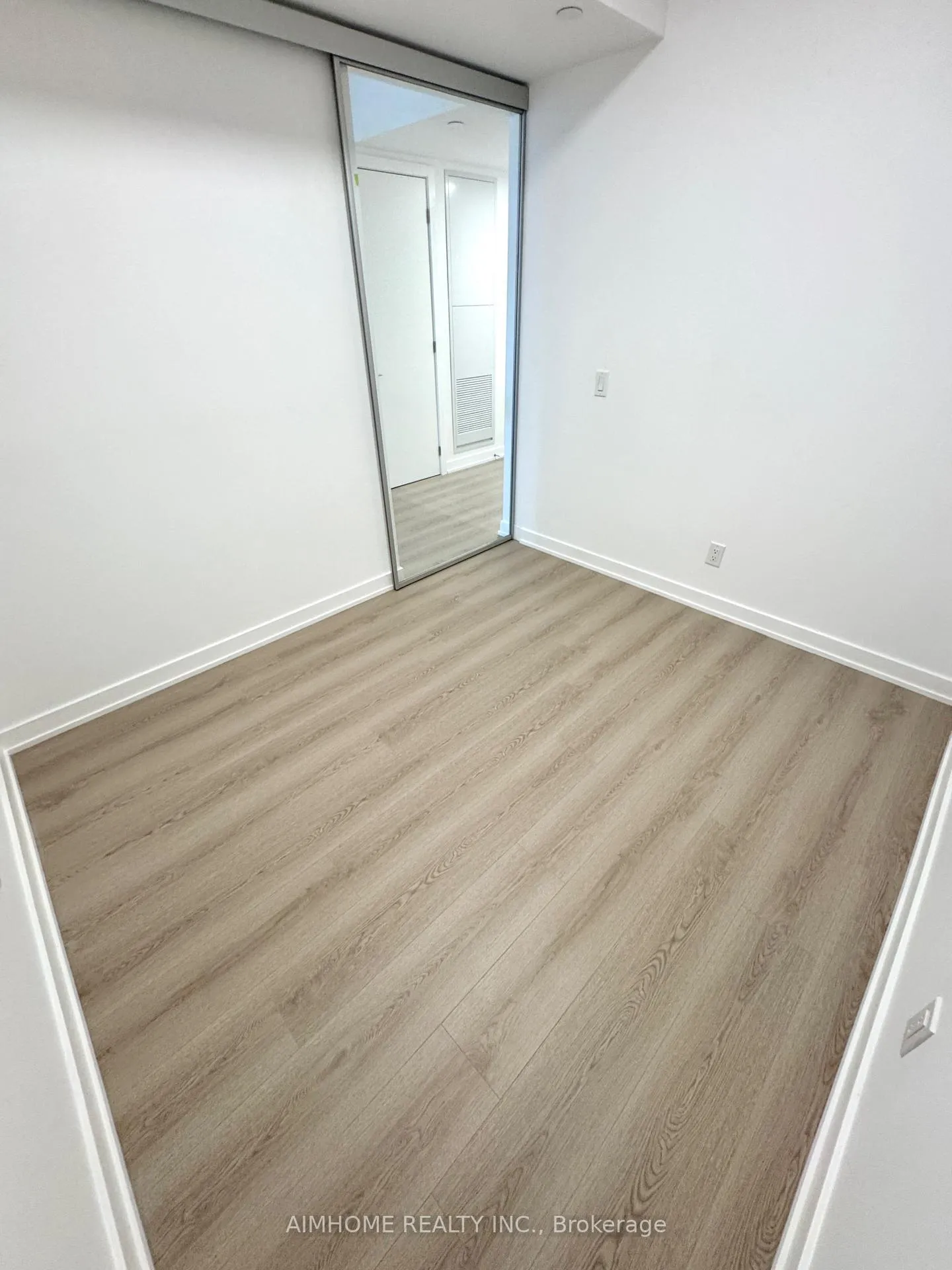 Photo 22 of Unit 2212, 100 Queen Street E, Toronto, Church-Yonge Corridor — HOMEH