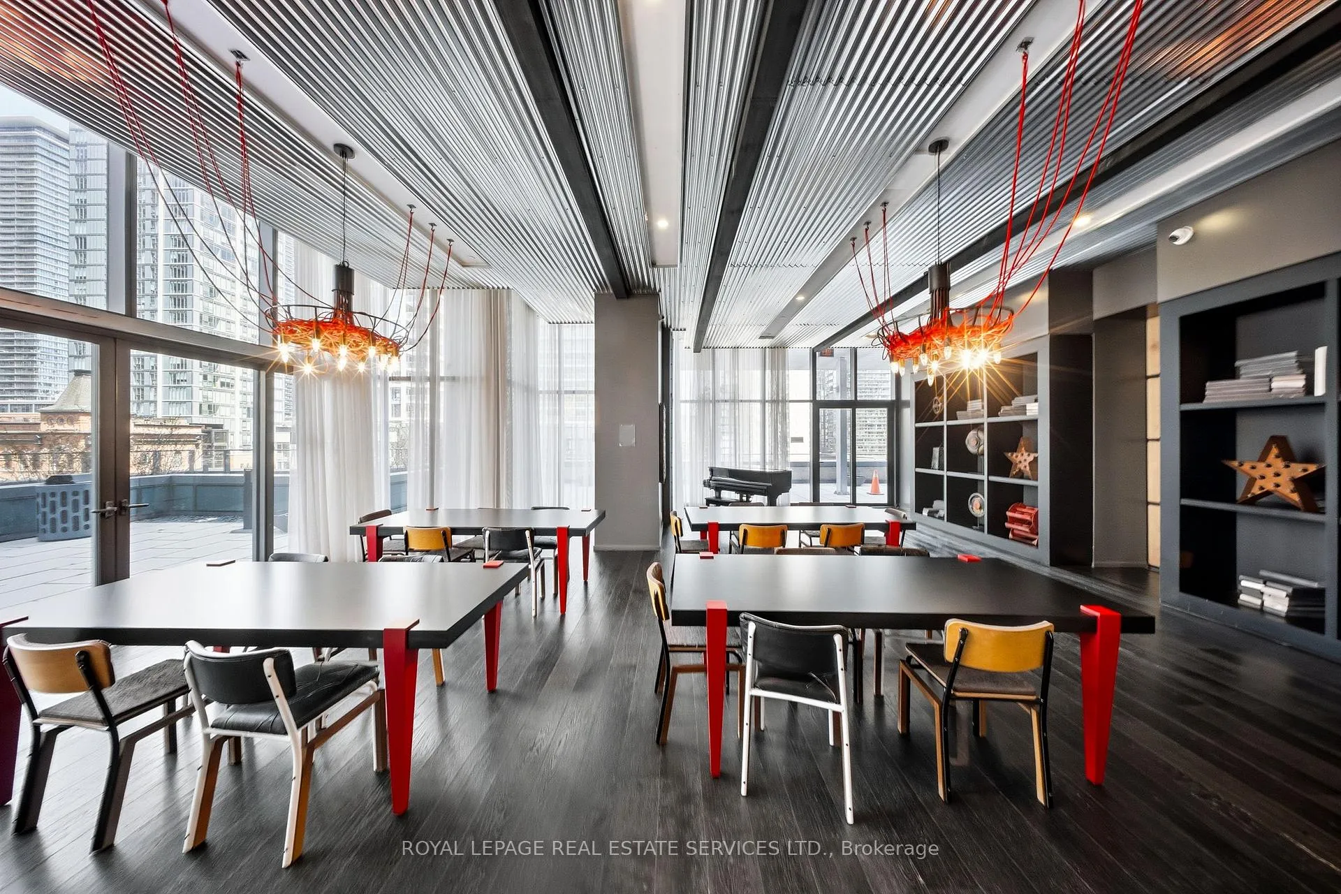 Photo 14 of Unit 208, 5 st joseph Street, Toronto, Bay Street Corridor — HOMEH