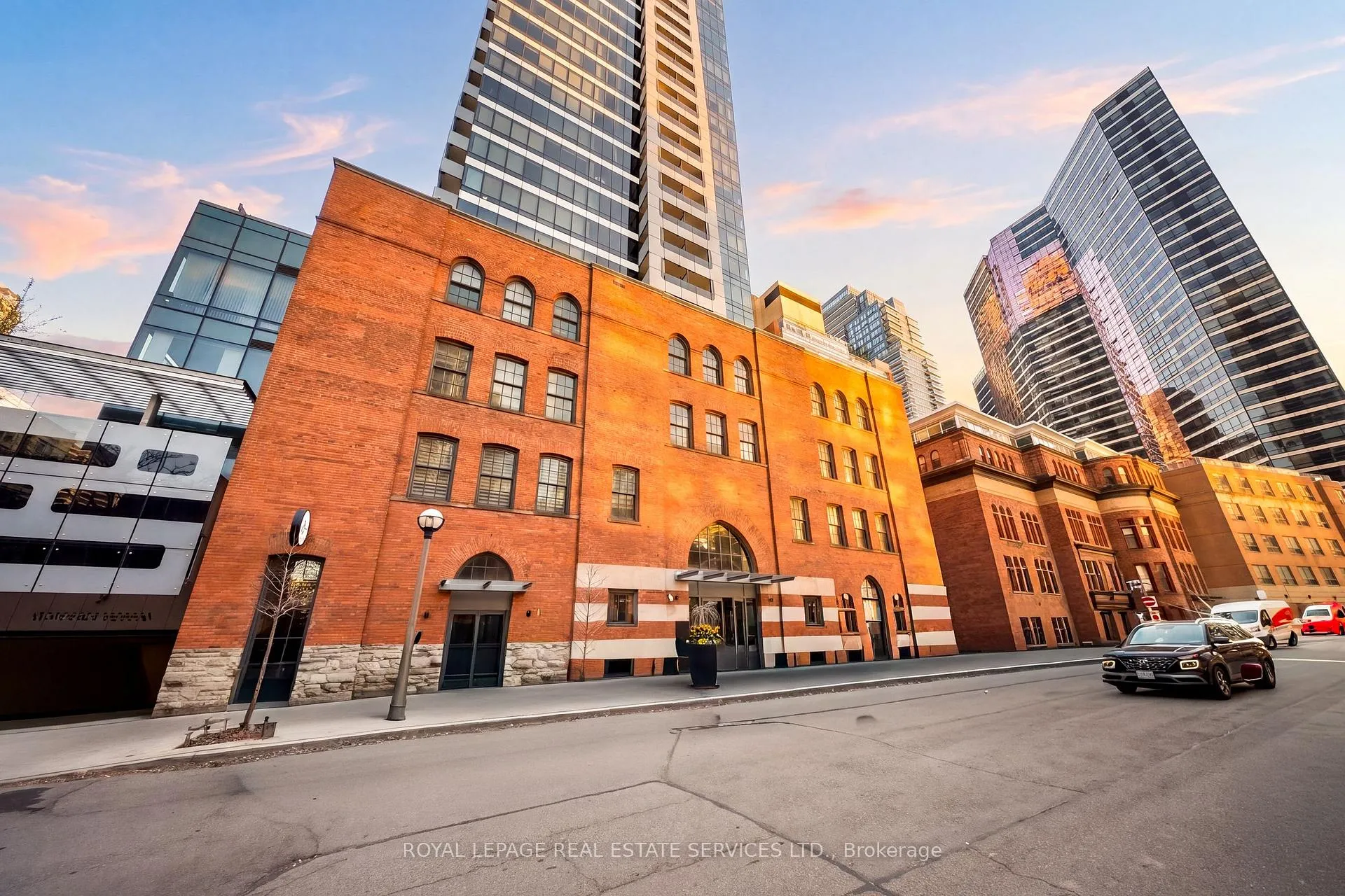 Photo 16 of Unit 208, 5 st joseph Street, Toronto, Bay Street Corridor — HOMEH