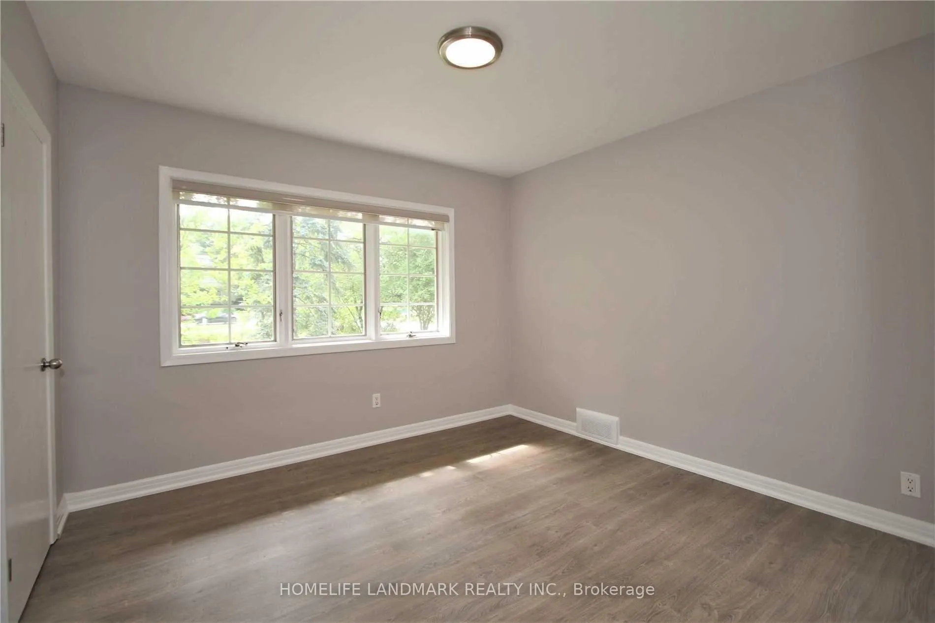 Photo 13 of 3 Elmbank Road, Vaughan, Uplands — HOMEH