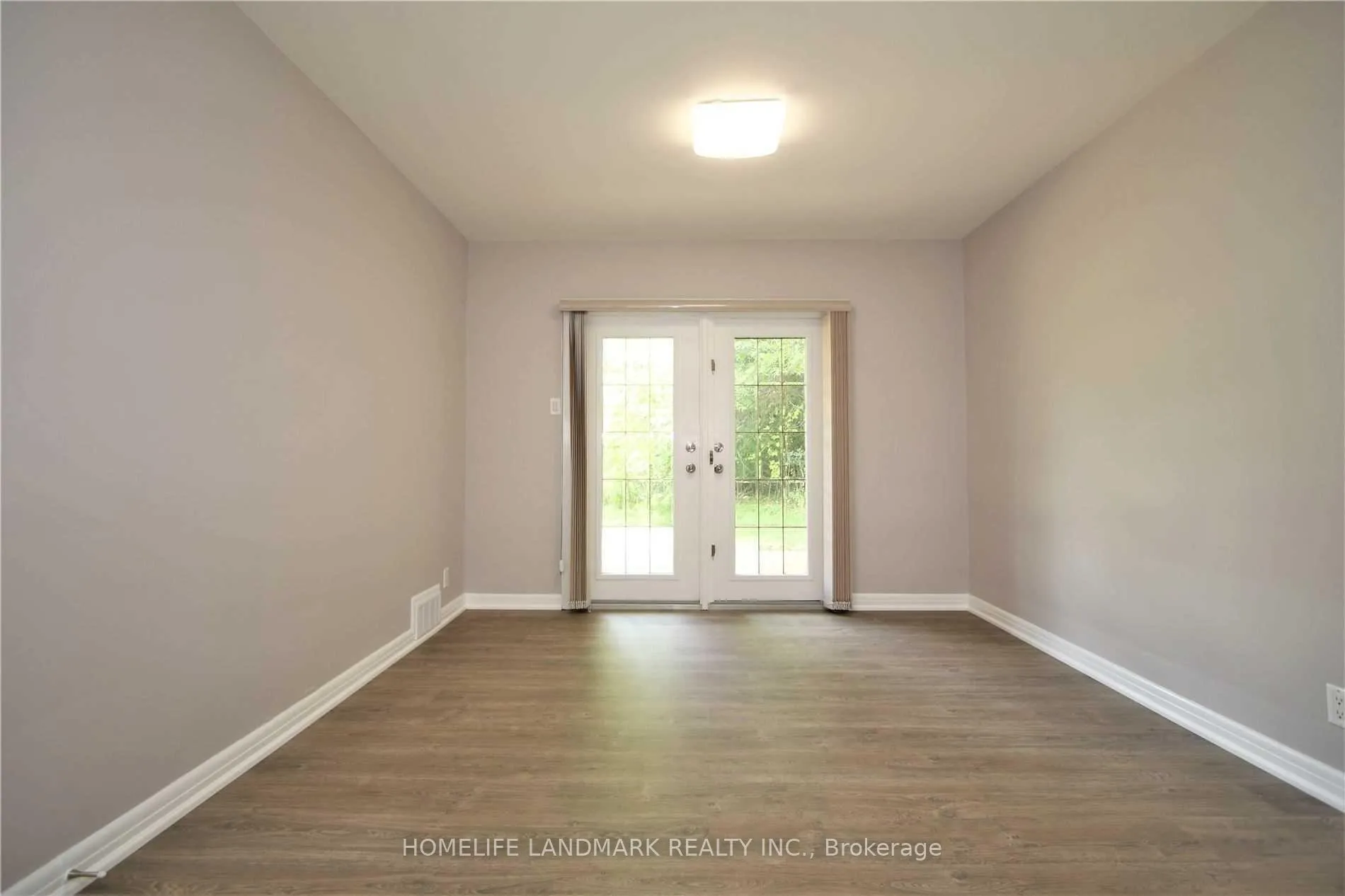 Photo 15 of 3 Elmbank Road, Vaughan, Uplands — HOMEH