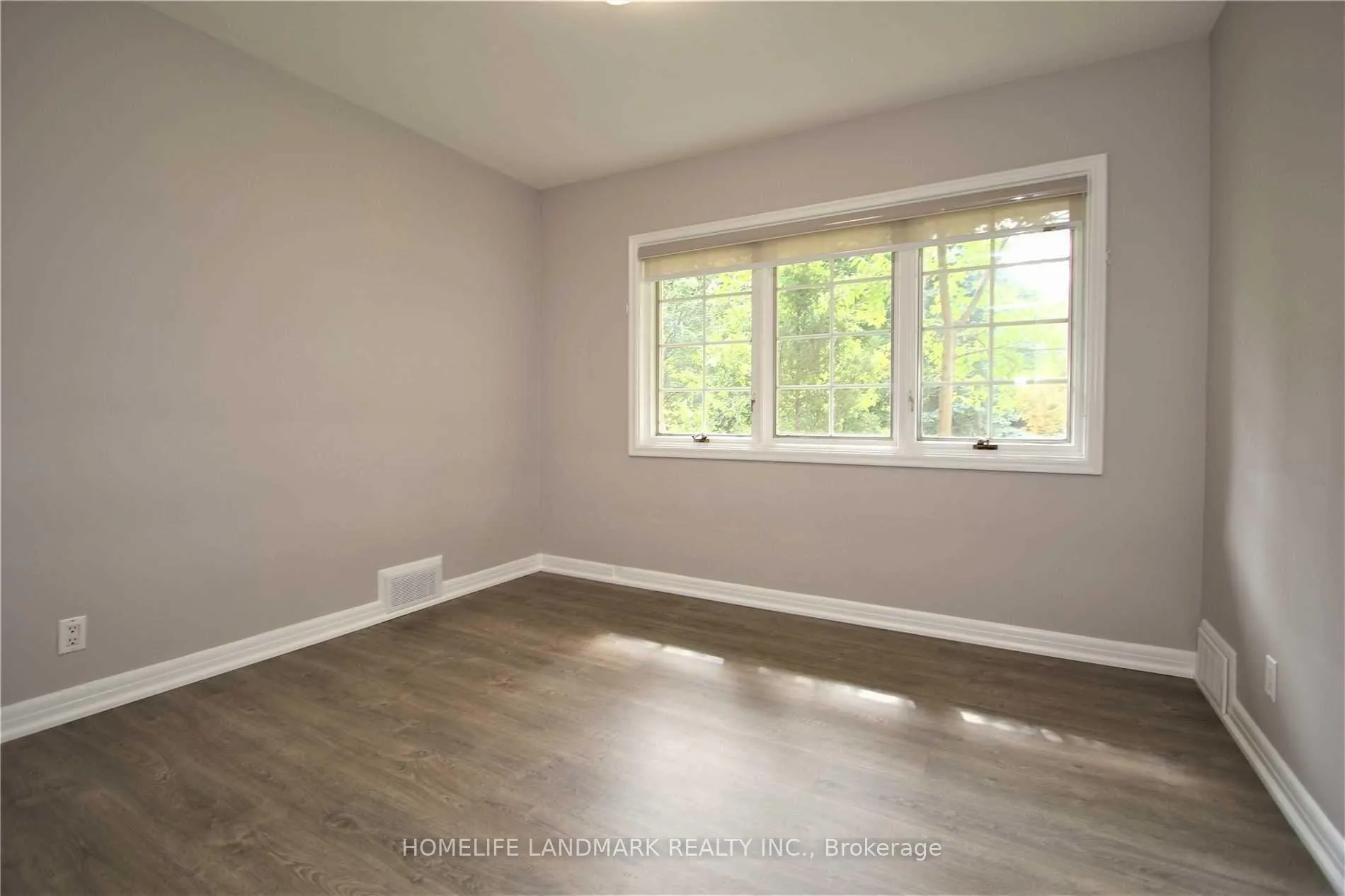 Photo 16 of 3 Elmbank Road, Vaughan, Uplands — HOMEH
