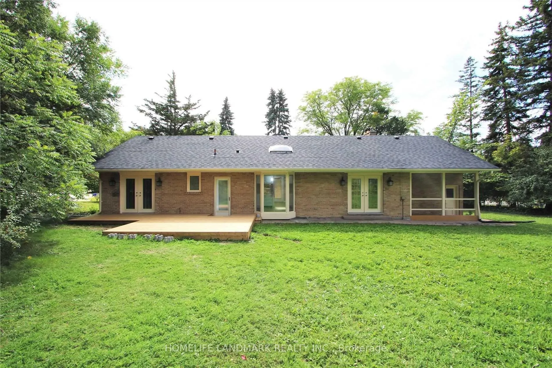Photo 25 of 3 Elmbank Road, Vaughan, Uplands — HOMEH