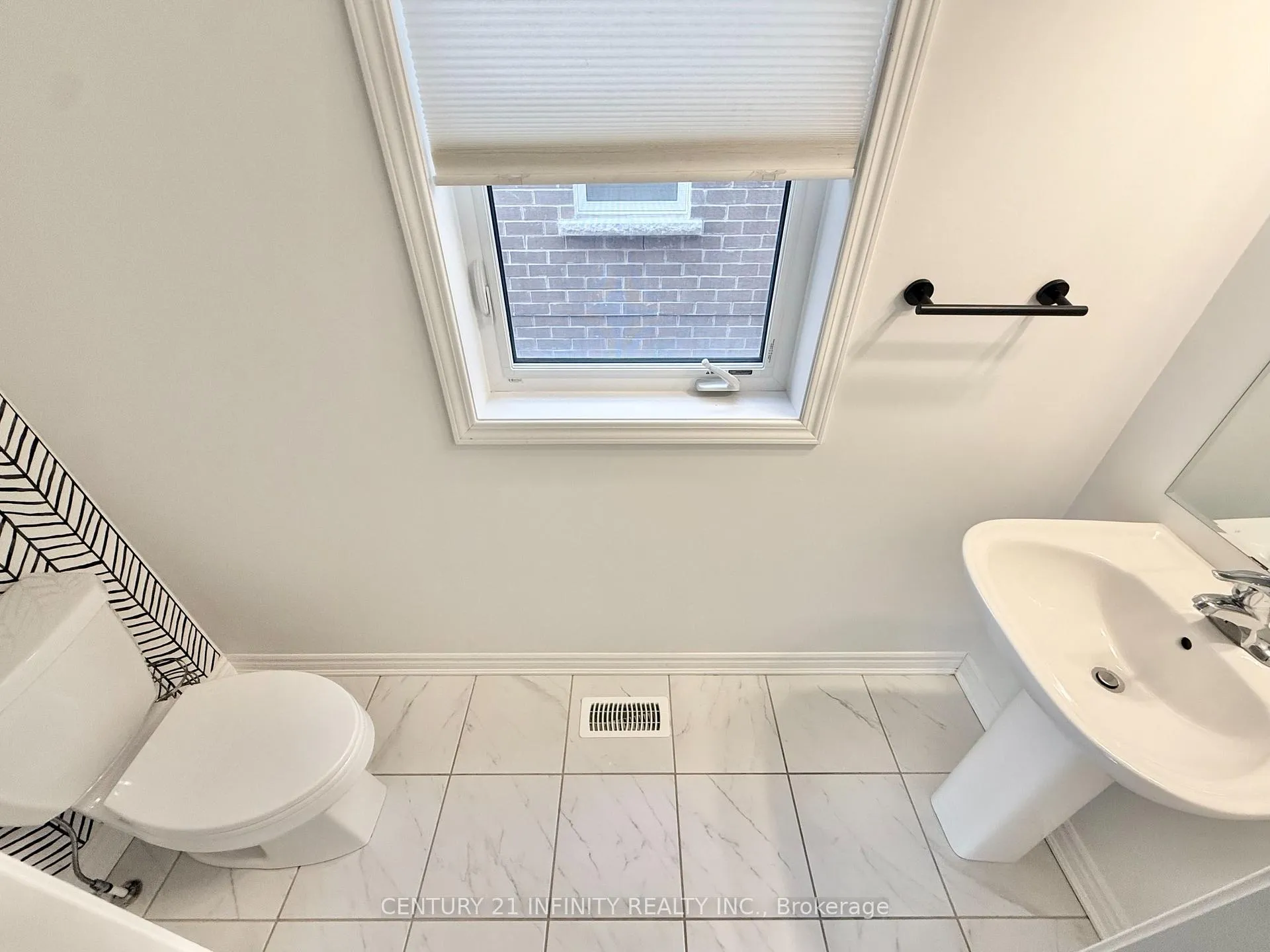 Photo 31 of Unit Basement, 18 Kilmarnock Crescent, Whitby, Rural Whitby — HOMEH