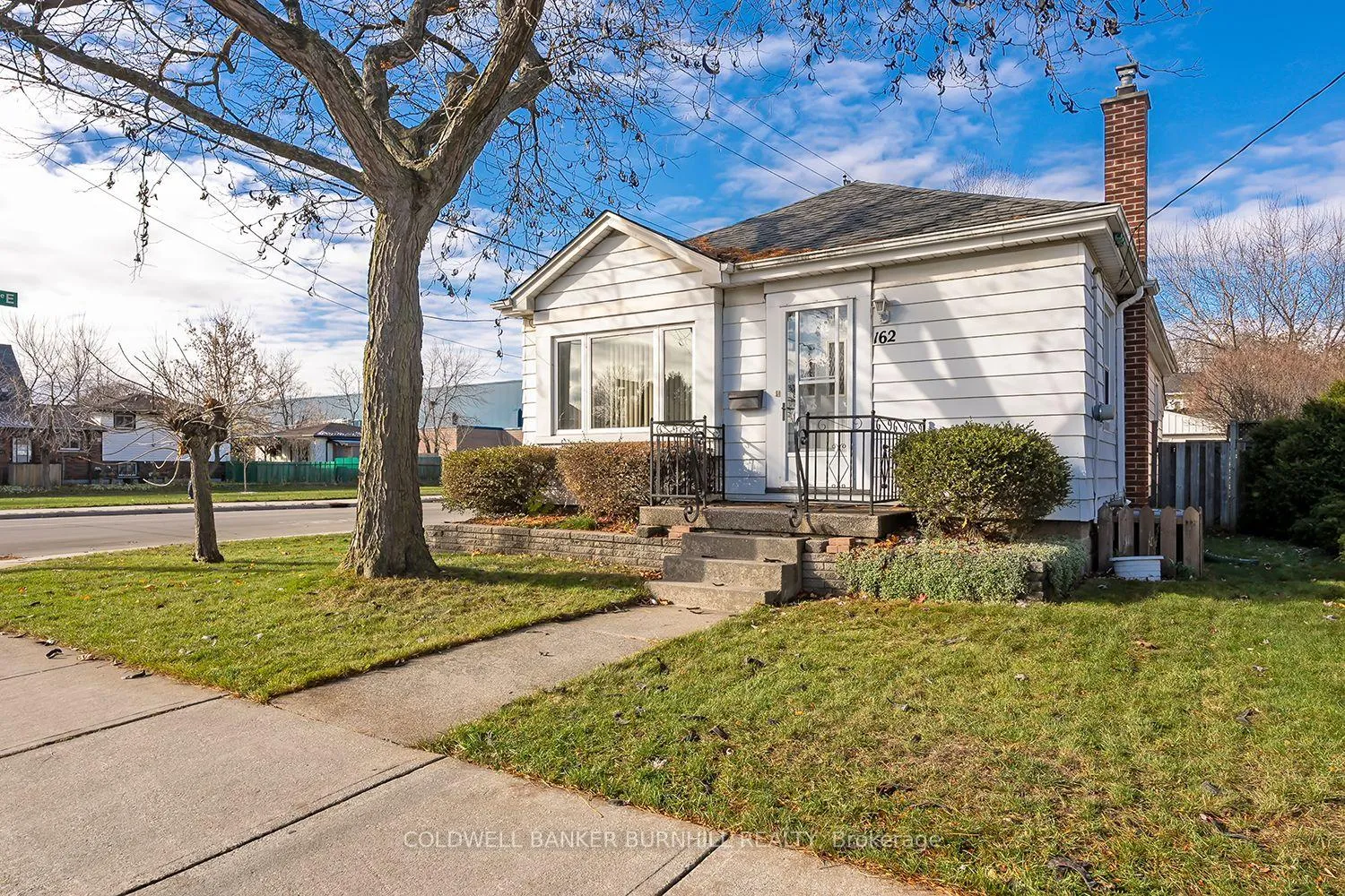 Photo 1 of 162 East 18th Street, Hamilton, Inch Park — HOMEH