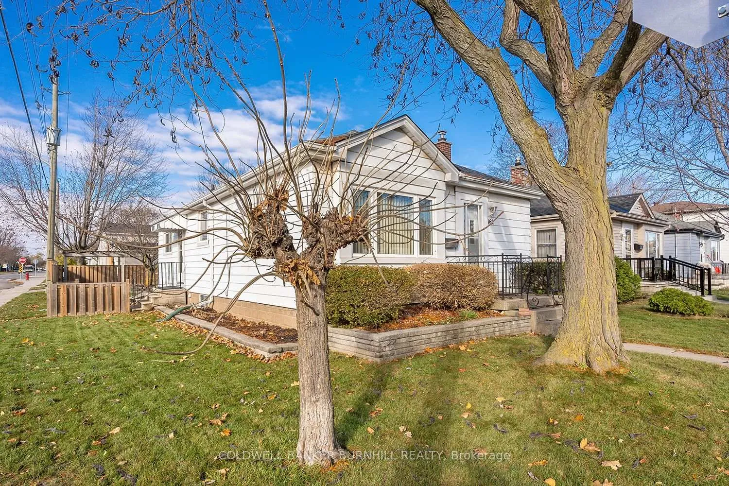 Photo 2 of 162 East 18th Street, Hamilton, Inch Park — HOMEH