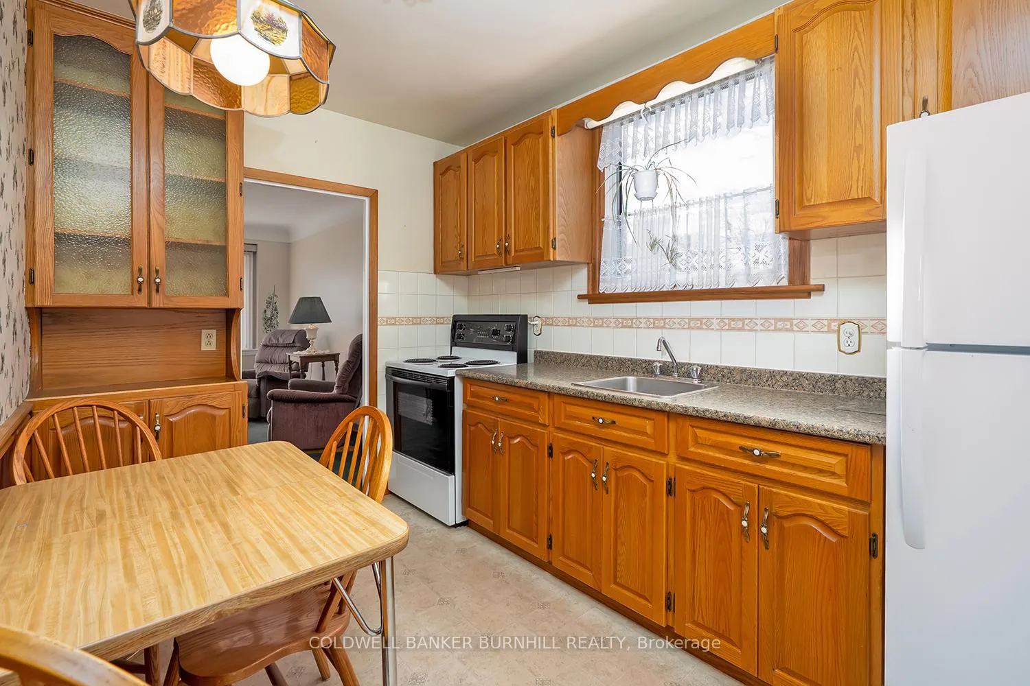 Photo 10 of 162 East 18th Street, Hamilton, Inch Park — HOMEH