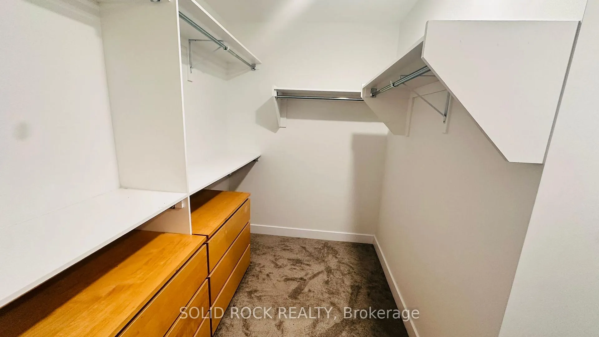 Photo 7 of 135 Rockmelon Street, Ottawa, Riverside South/Gloucester Glen — HOMEH