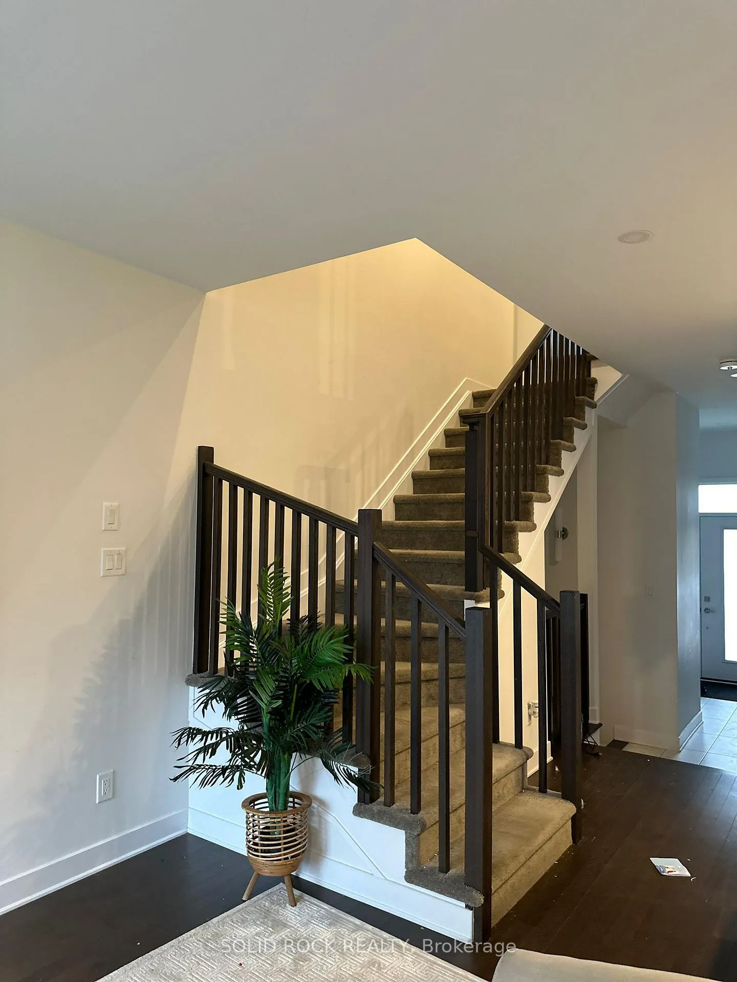 Photo 12 of 135 Rockmelon Street, Ottawa, Riverside South/Gloucester Glen — HOMEH