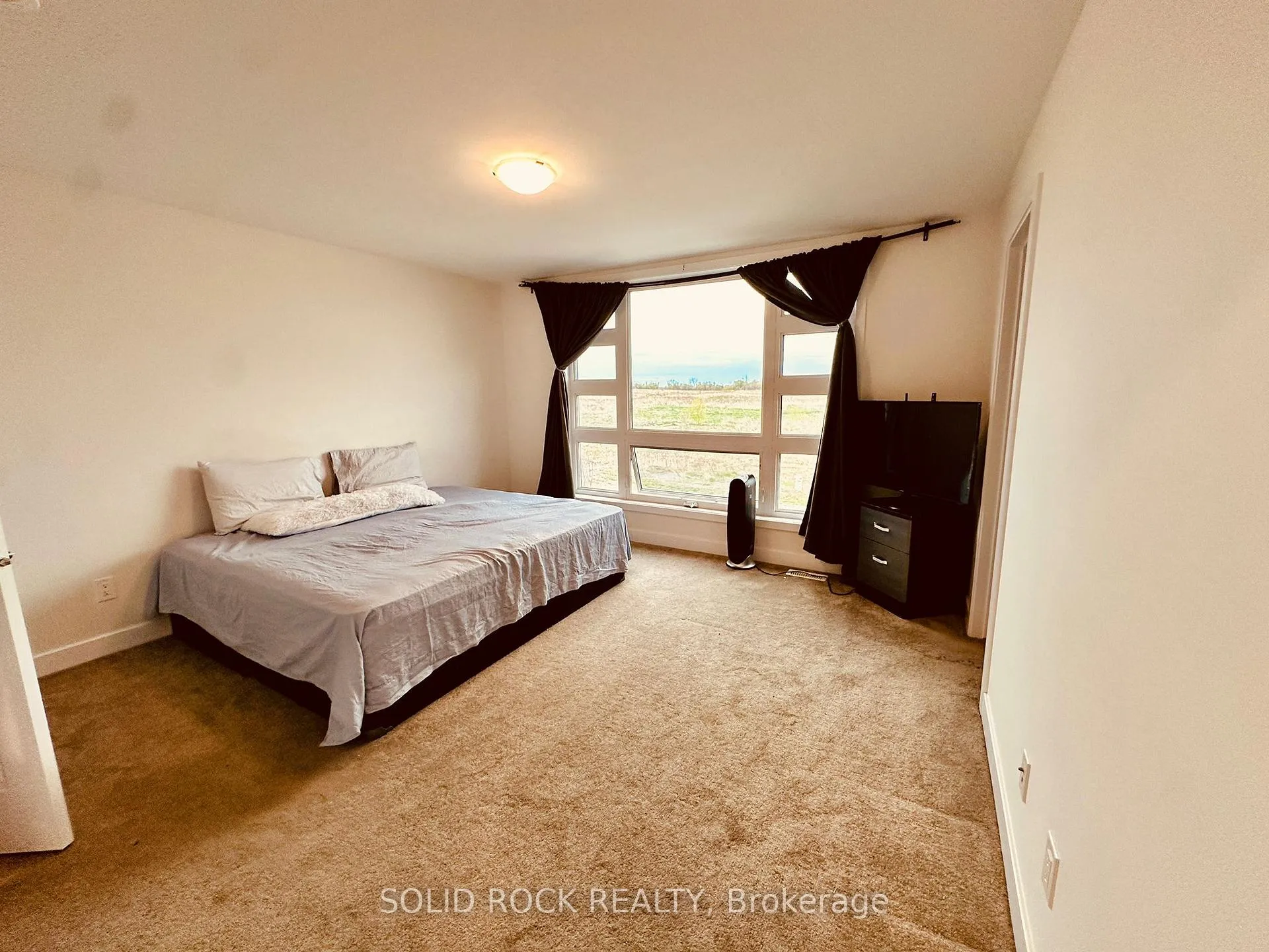 Photo 19 of 135 Rockmelon Street, Ottawa, Riverside South/Gloucester Glen — HOMEH