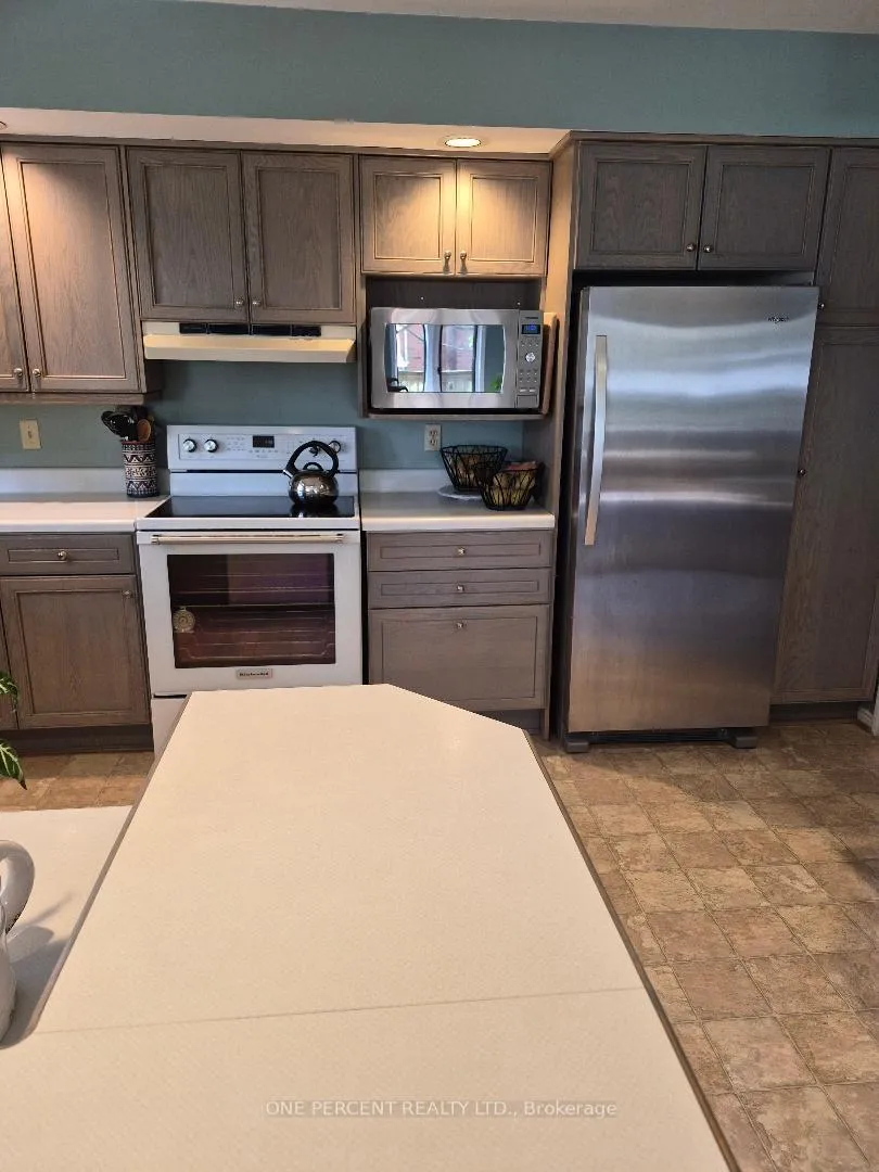 Photo 23 of 39 Pooles Road, Springwater, Midhurst — HOMEH