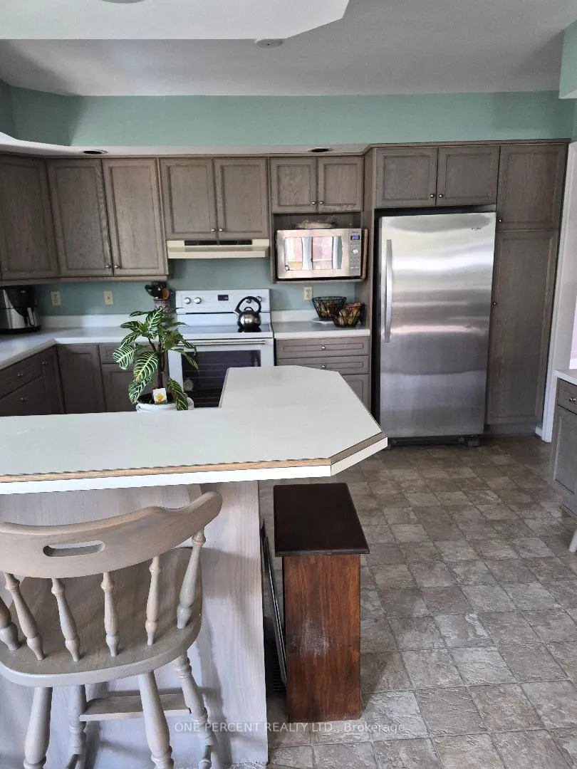 Photo 24 of 39 Pooles Road, Springwater, Midhurst — HOMEH