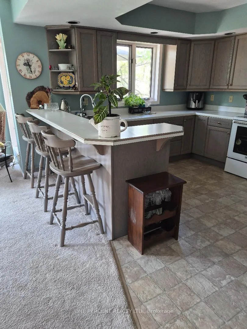 Photo 25 of 39 Pooles Road, Springwater, Midhurst — HOMEH