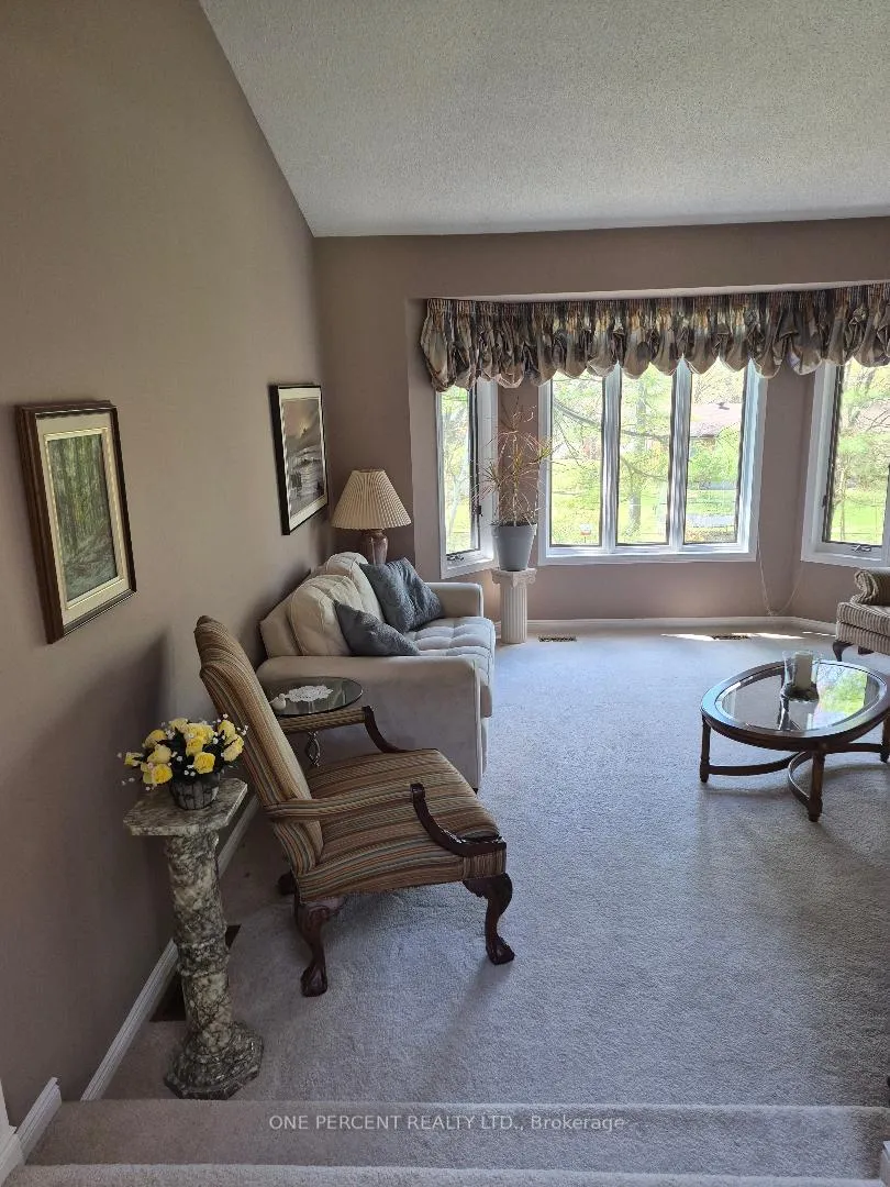 Photo 30 of 39 Pooles Road, Springwater, Midhurst — HOMEH