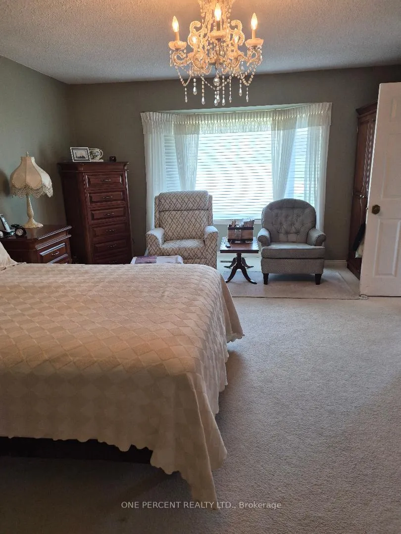 Photo 15 of 39 Pooles Road, Springwater, Midhurst — HOMEH