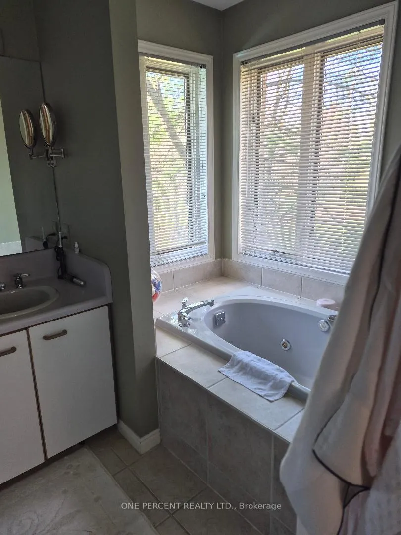 Photo 31 of 39 Pooles Road, Springwater, Midhurst — HOMEH
