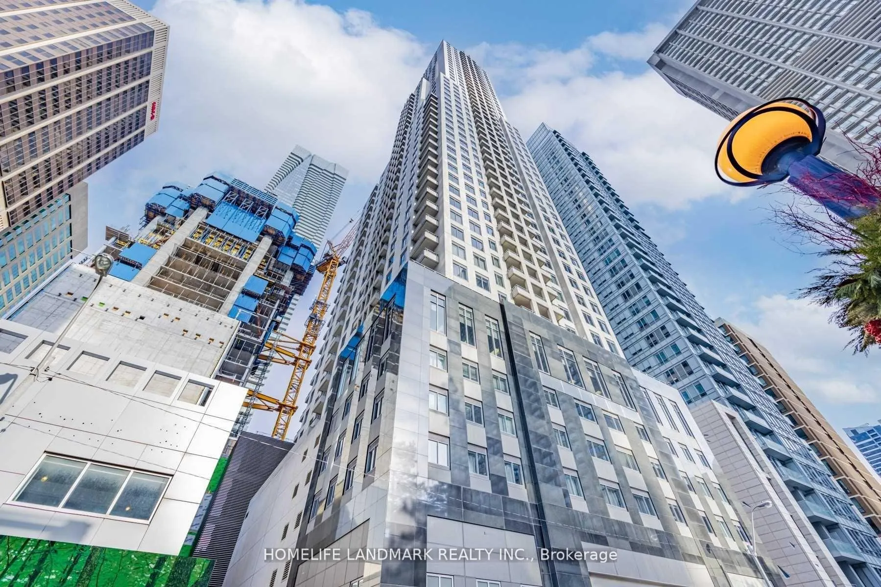 Photo 2 of Unit 1006, 35 Balmuto Street, Toronto, Bay Street Corridor — HOMEH