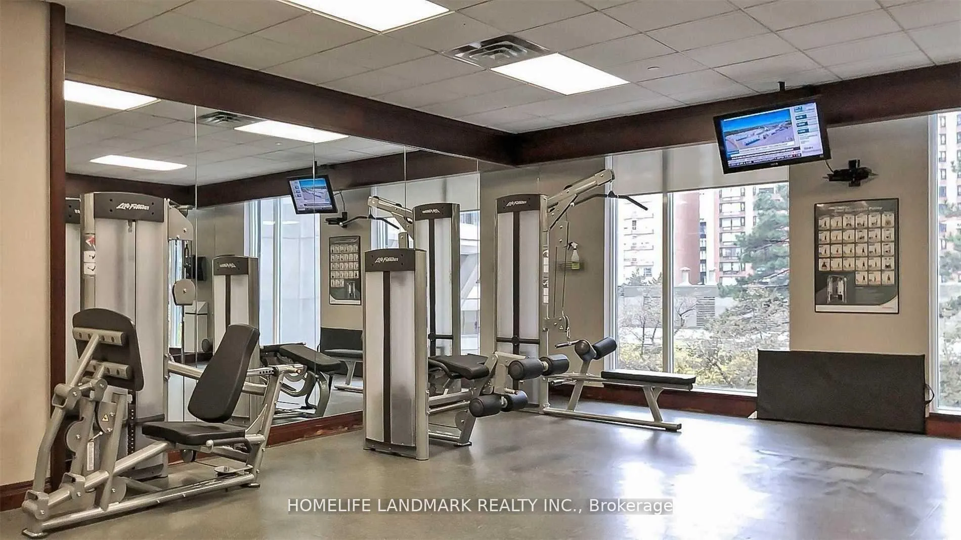 Photo 5 of Unit 1006, 35 Balmuto Street, Toronto, Bay Street Corridor — HOMEH