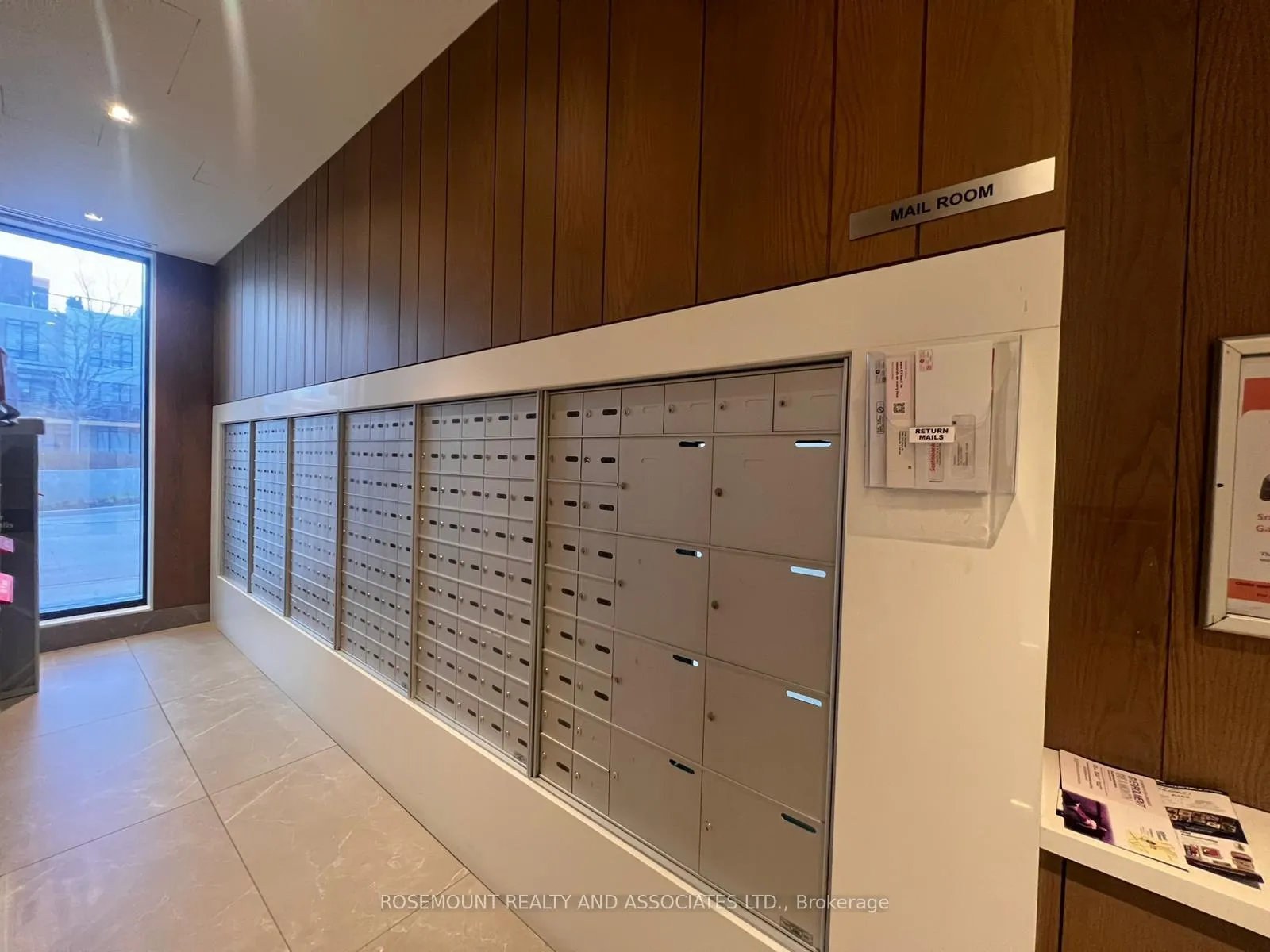 Photo 5 of Unit 1802, 1255 Bayly Street, Pickering, Bay Ridges — HOMEH