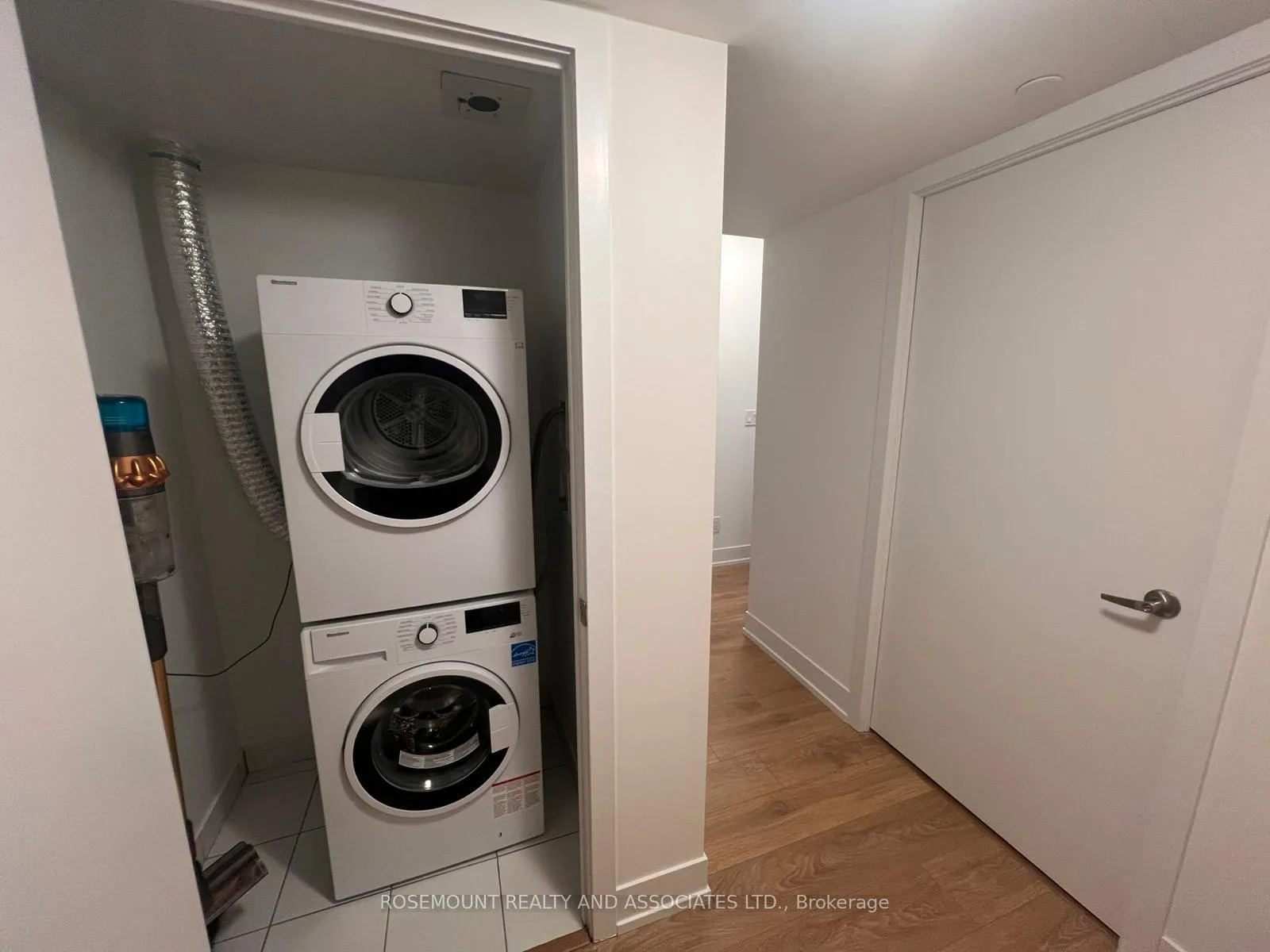 Photo 9 of Unit 1802, 1255 Bayly Street, Pickering, Bay Ridges — HOMEH