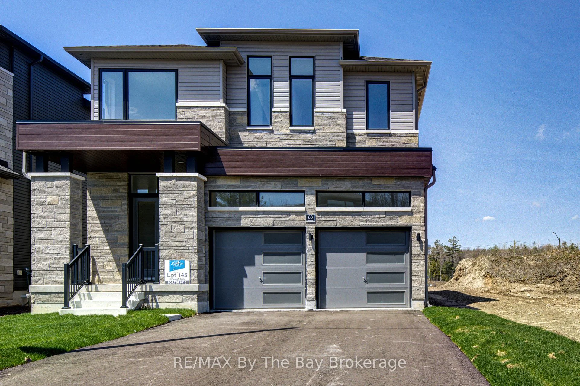 Photo 33 of 63 Rosanne Circle, Wasaga Beach — HOMEH