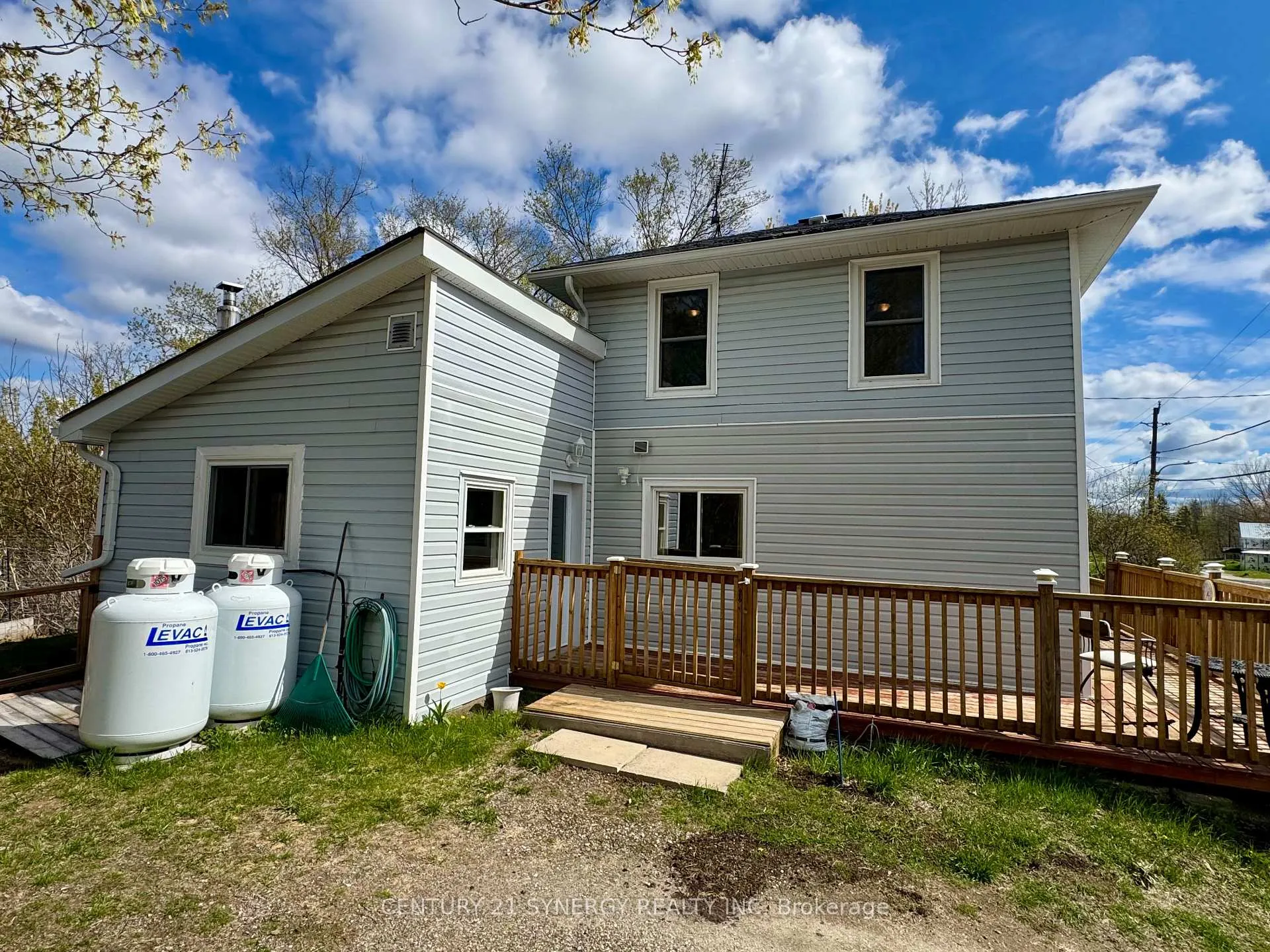 Photo 2 of 11537 County Road 38, Frontenac, Frontenac Centre — HOMEH