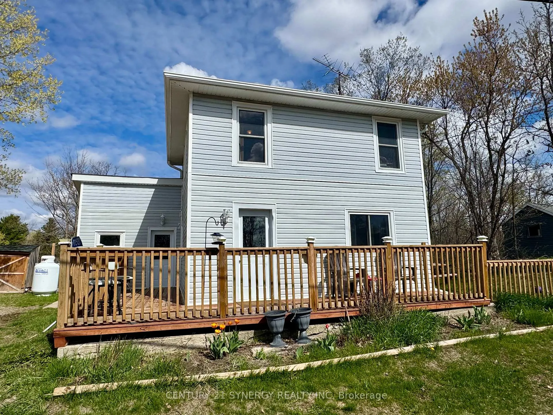 Photo 3 of 11537 County Road 38, Frontenac, Frontenac Centre — HOMEH