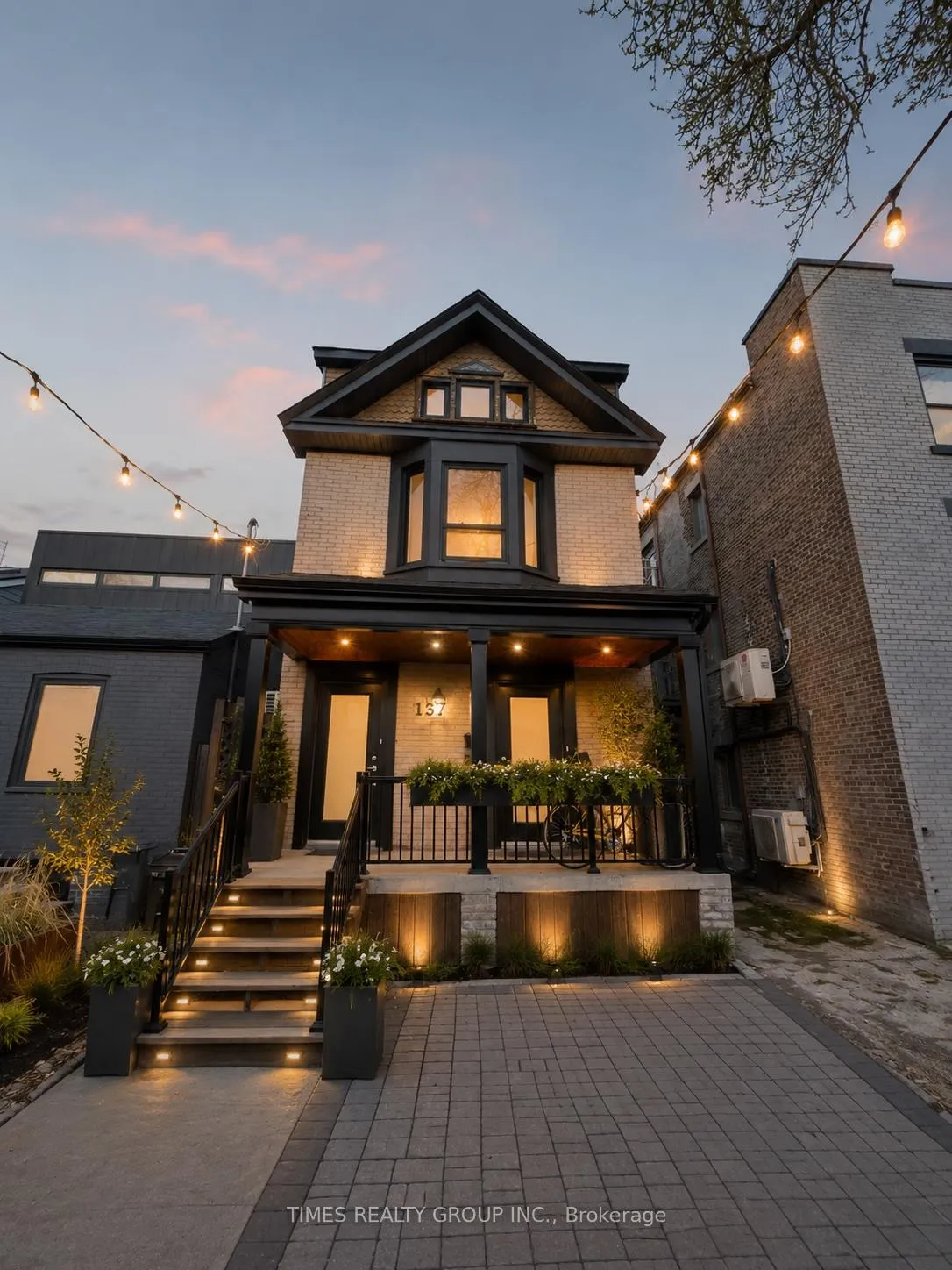 Front of Unit 3, 137 Curzon Street
