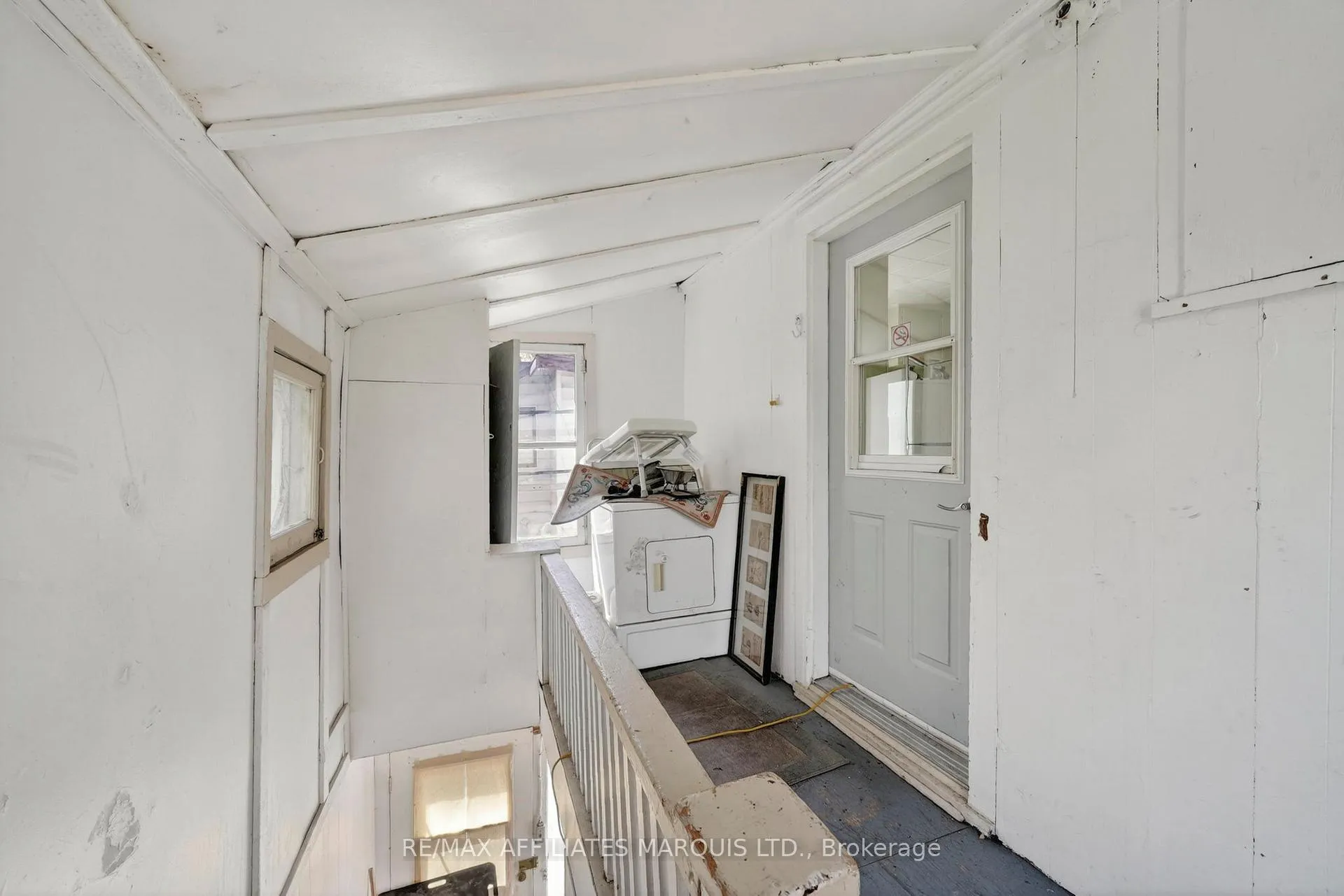 Photo 9 of 505 Cumberland Street, Cornwall — HOMEH