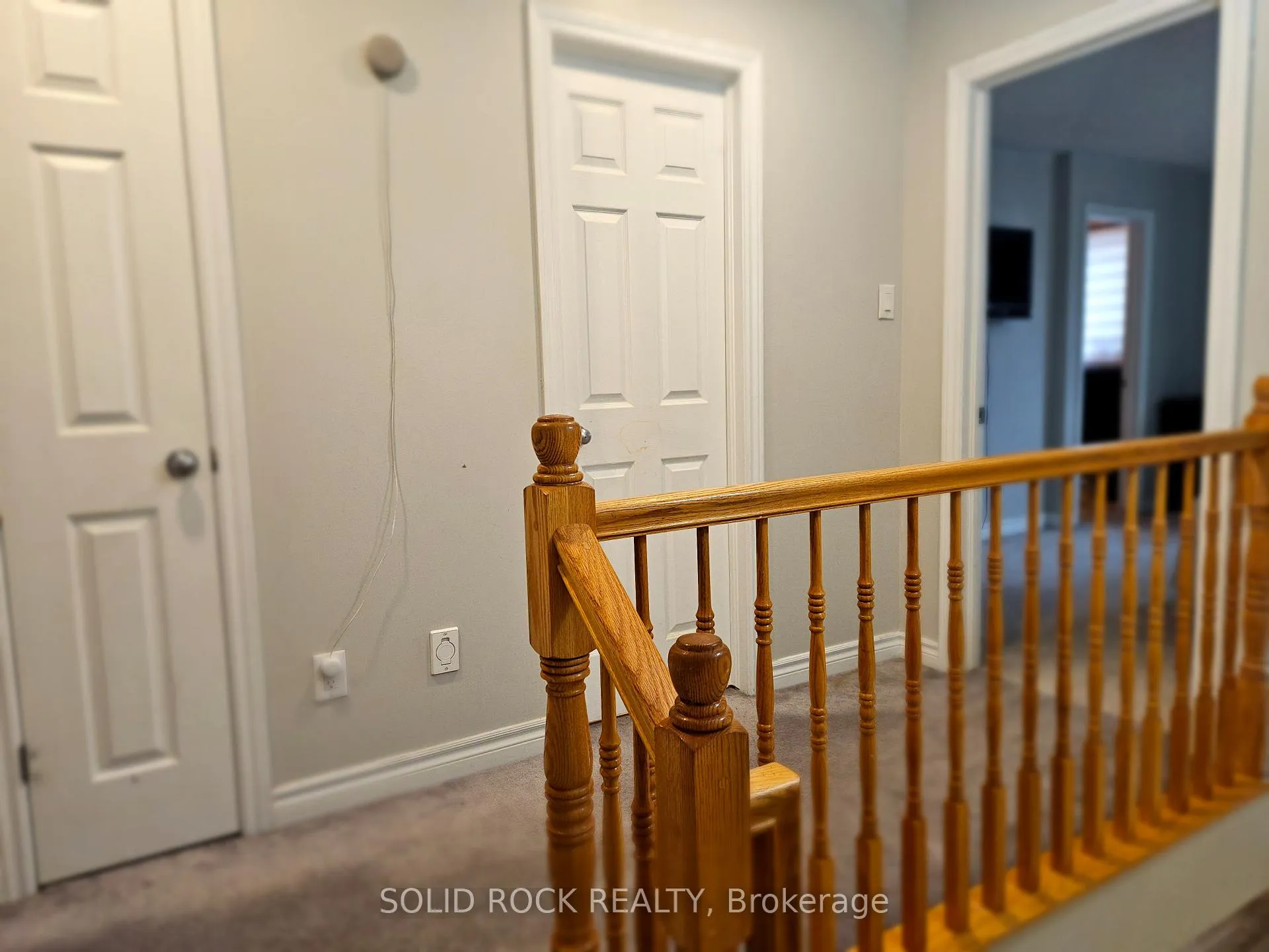 Photo 10 of 255 Catamount Court, Ottawa, Kanata - Emerald Meadows/Trailwest — HOMEH