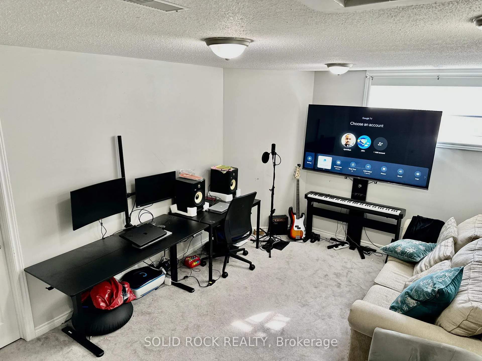 Photo 26 of 255 Catamount Court, Ottawa, Kanata - Emerald Meadows/Trailwest — HOMEH