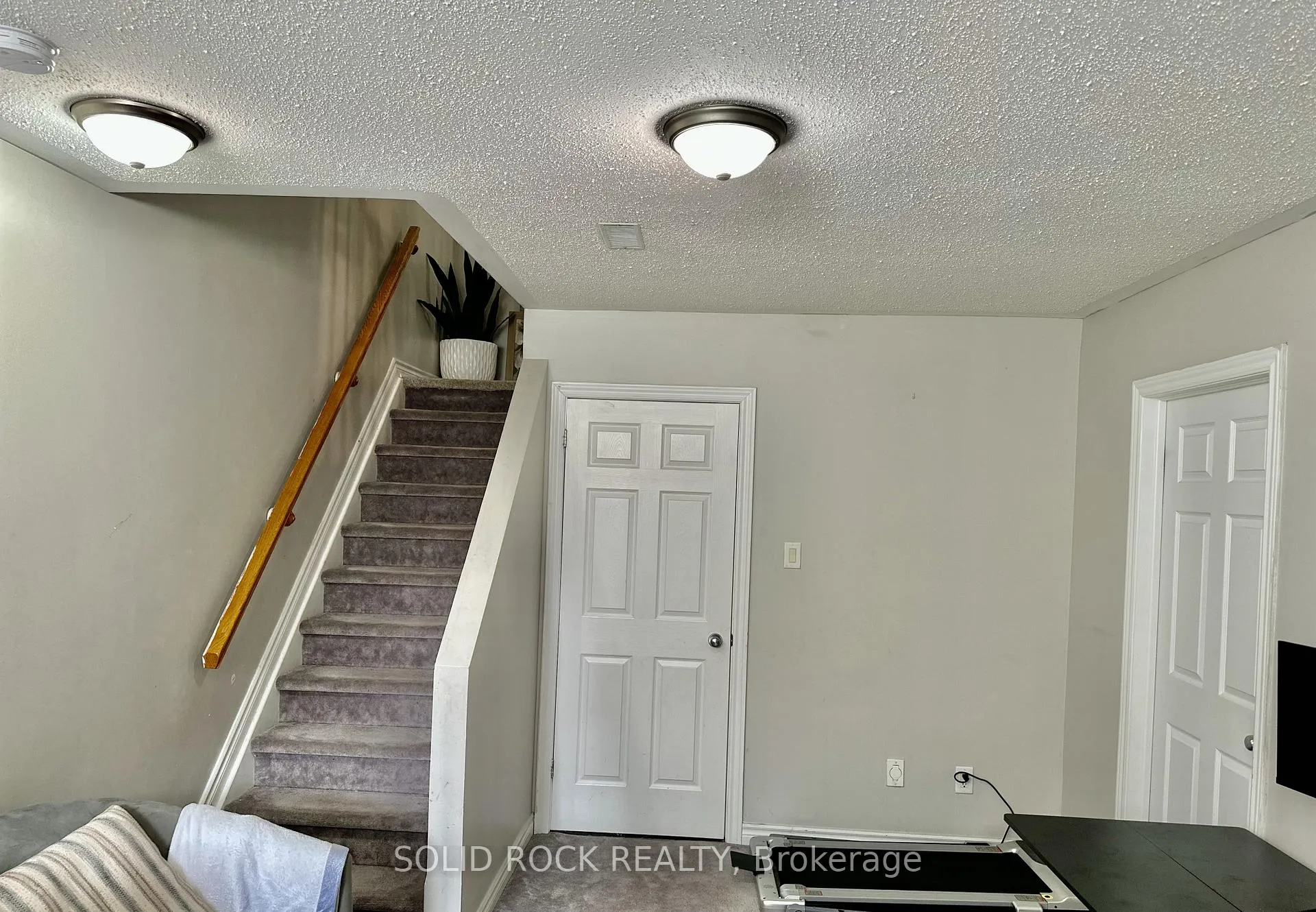 Photo 27 of 255 Catamount Court, Ottawa, Kanata - Emerald Meadows/Trailwest — HOMEH