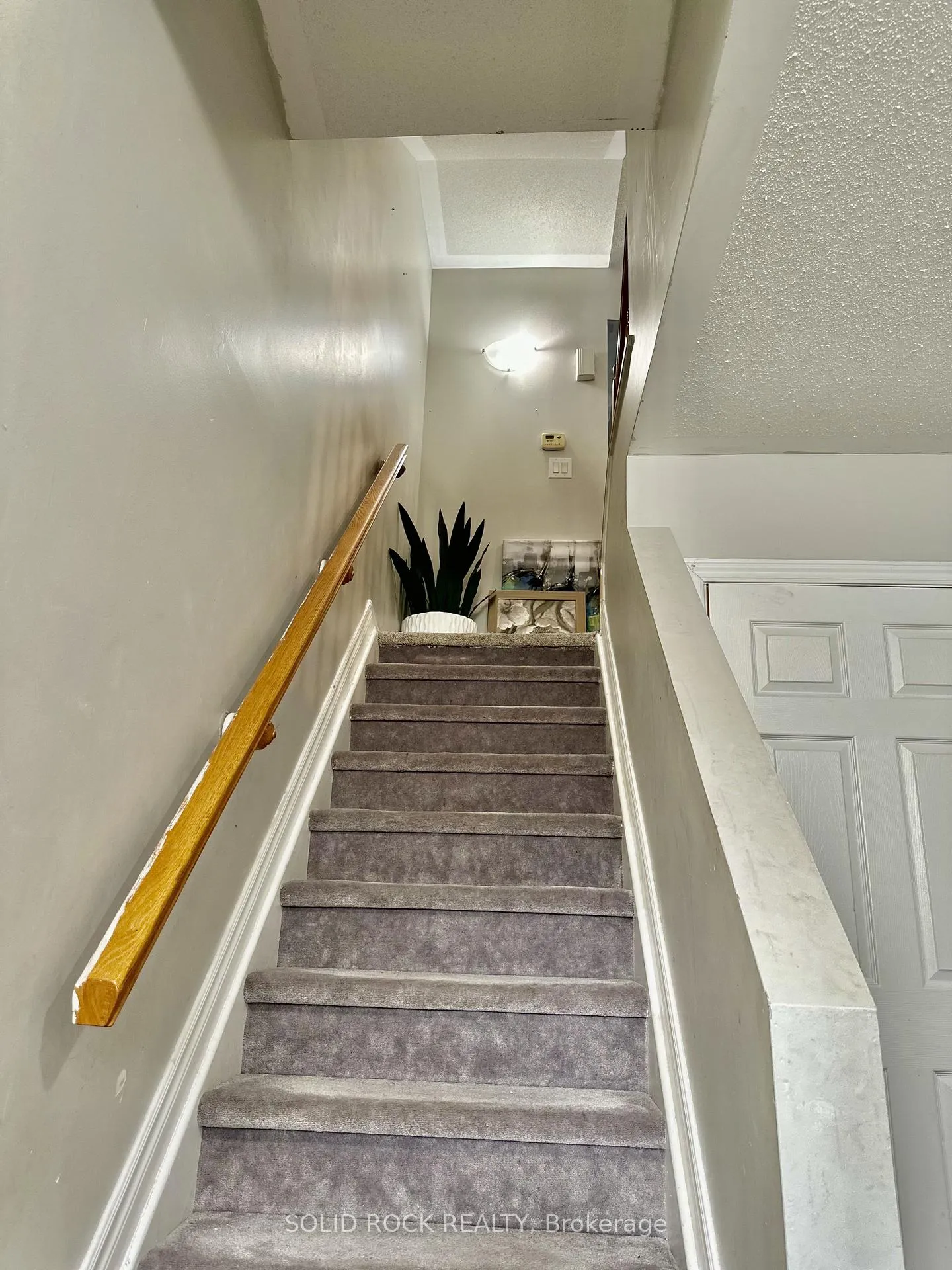 Photo 28 of 255 Catamount Court, Ottawa, Kanata - Emerald Meadows/Trailwest — HOMEH