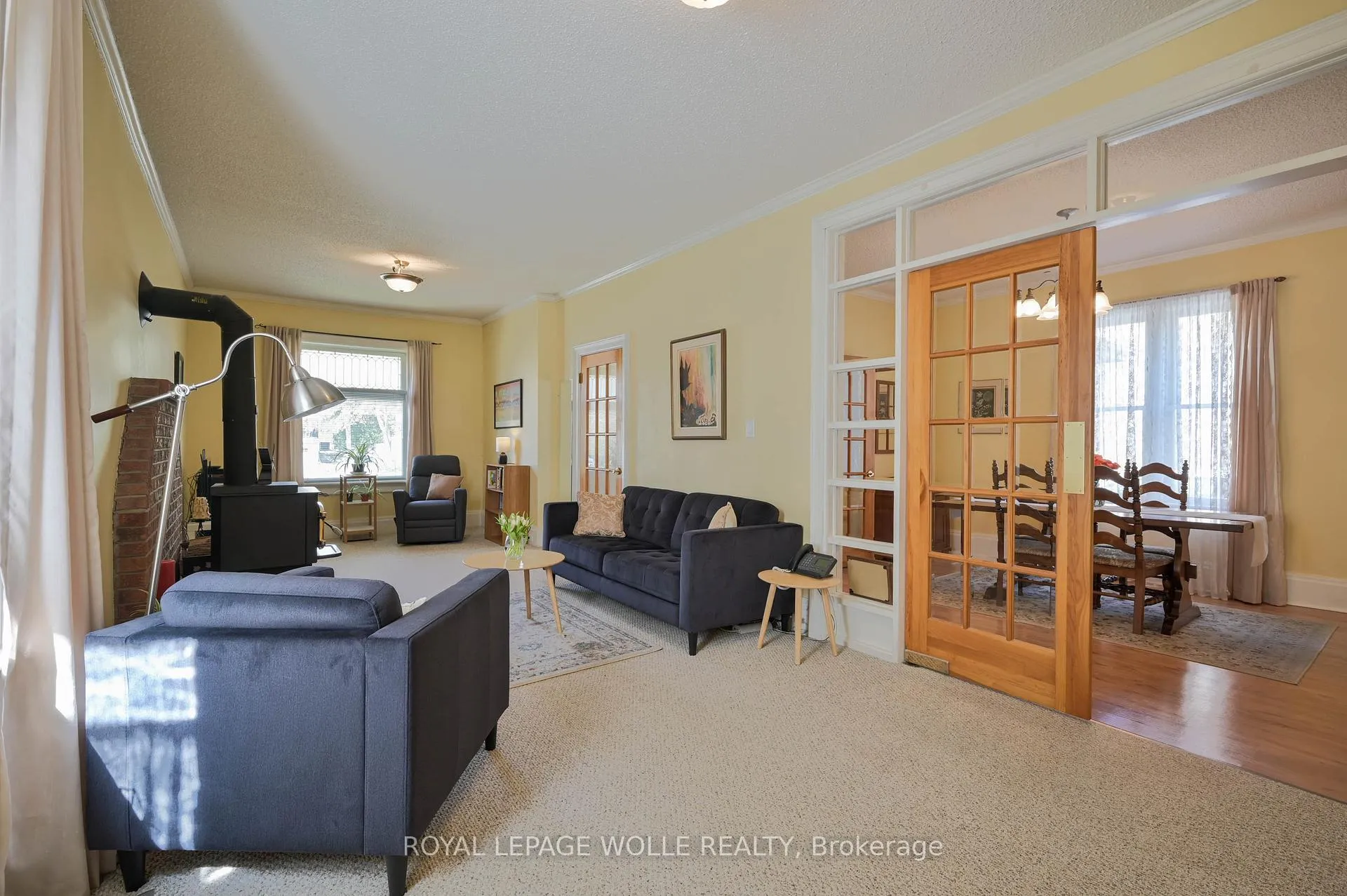 Photo 12 of 25 Ahrens Street W, Kitchener — HOMEH