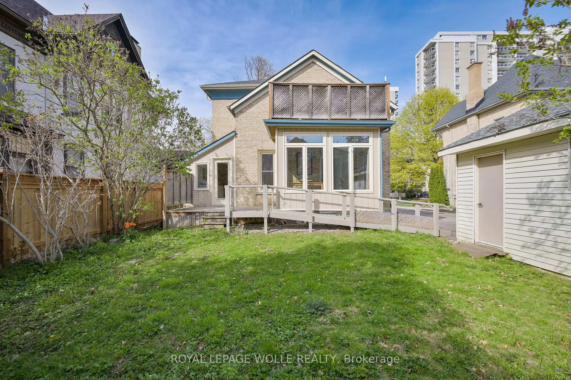 Photo 32 of 25 Ahrens Street W, Kitchener — HOMEH
