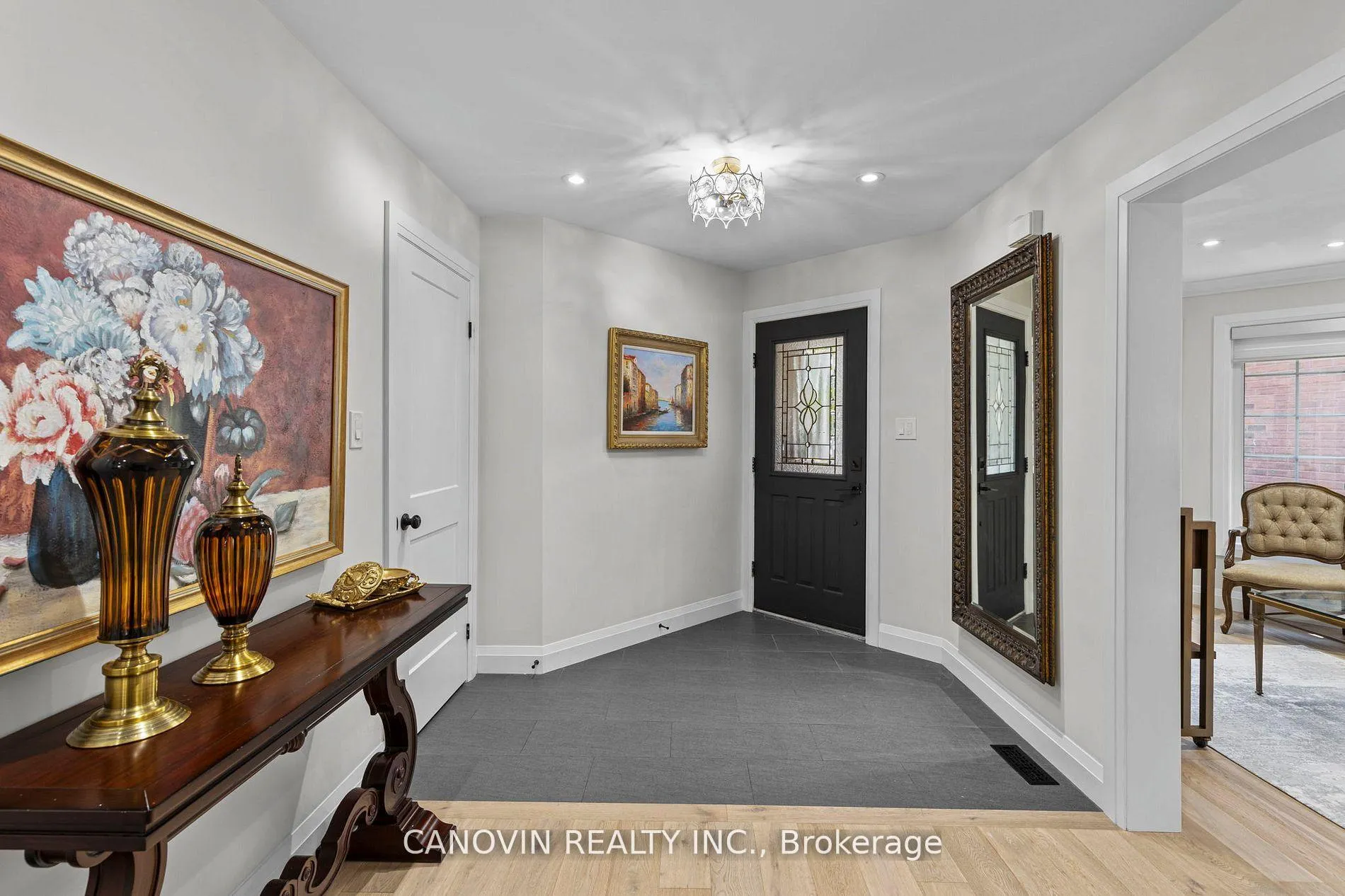 Photo 10 of 117 Violet Street, Barrie, Holly — HOMEH