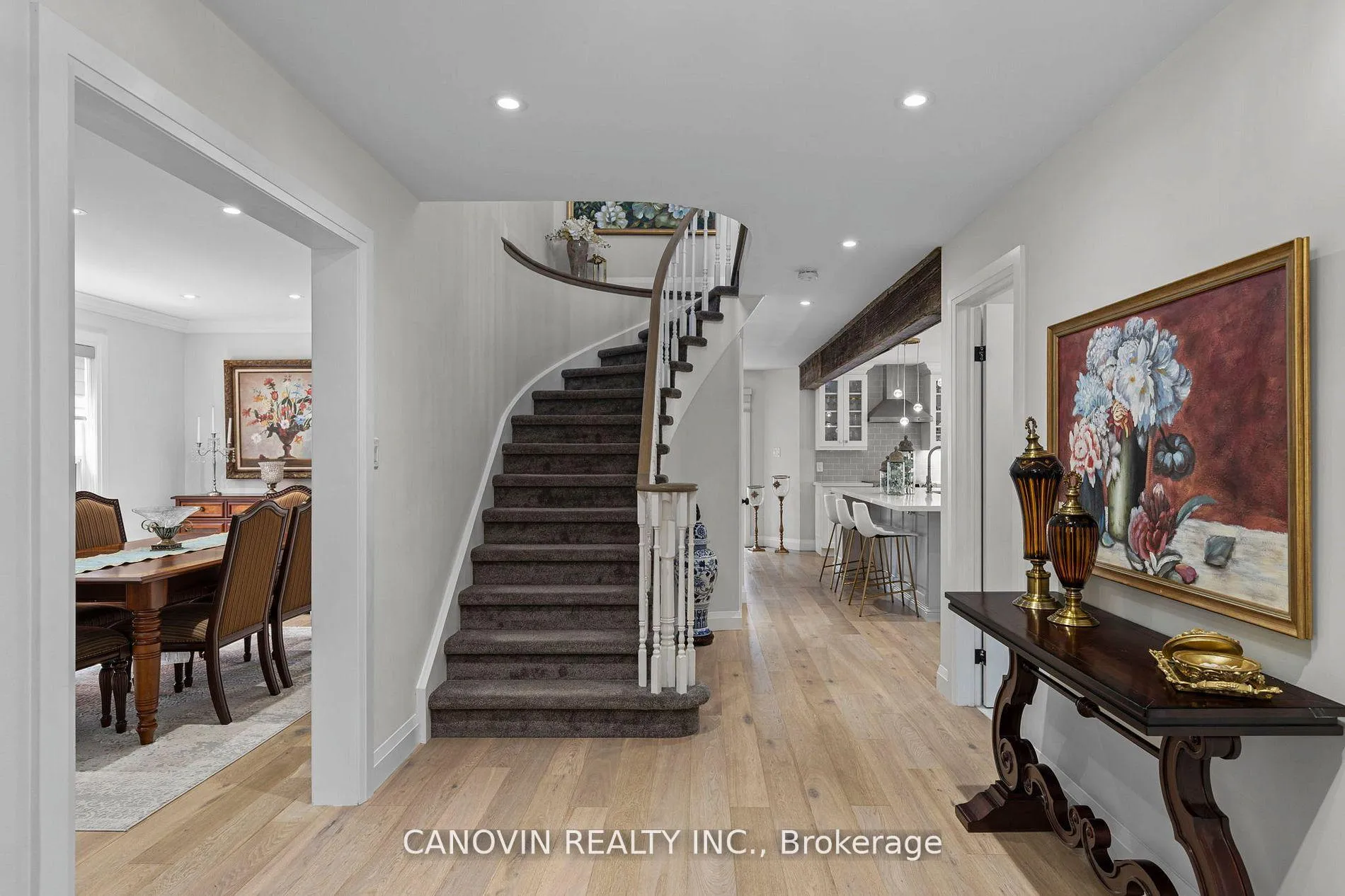 Photo 11 of 117 Violet Street, Barrie, Holly — HOMEH