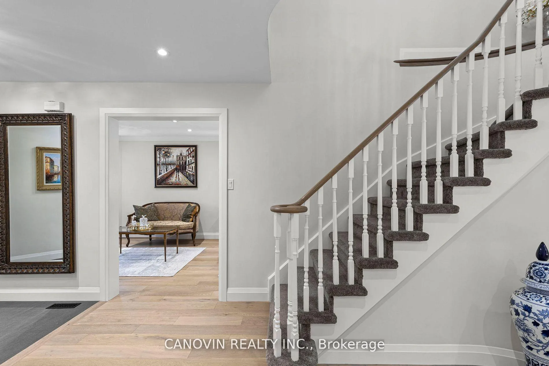 Photo 13 of 117 Violet Street, Barrie, Holly — HOMEH