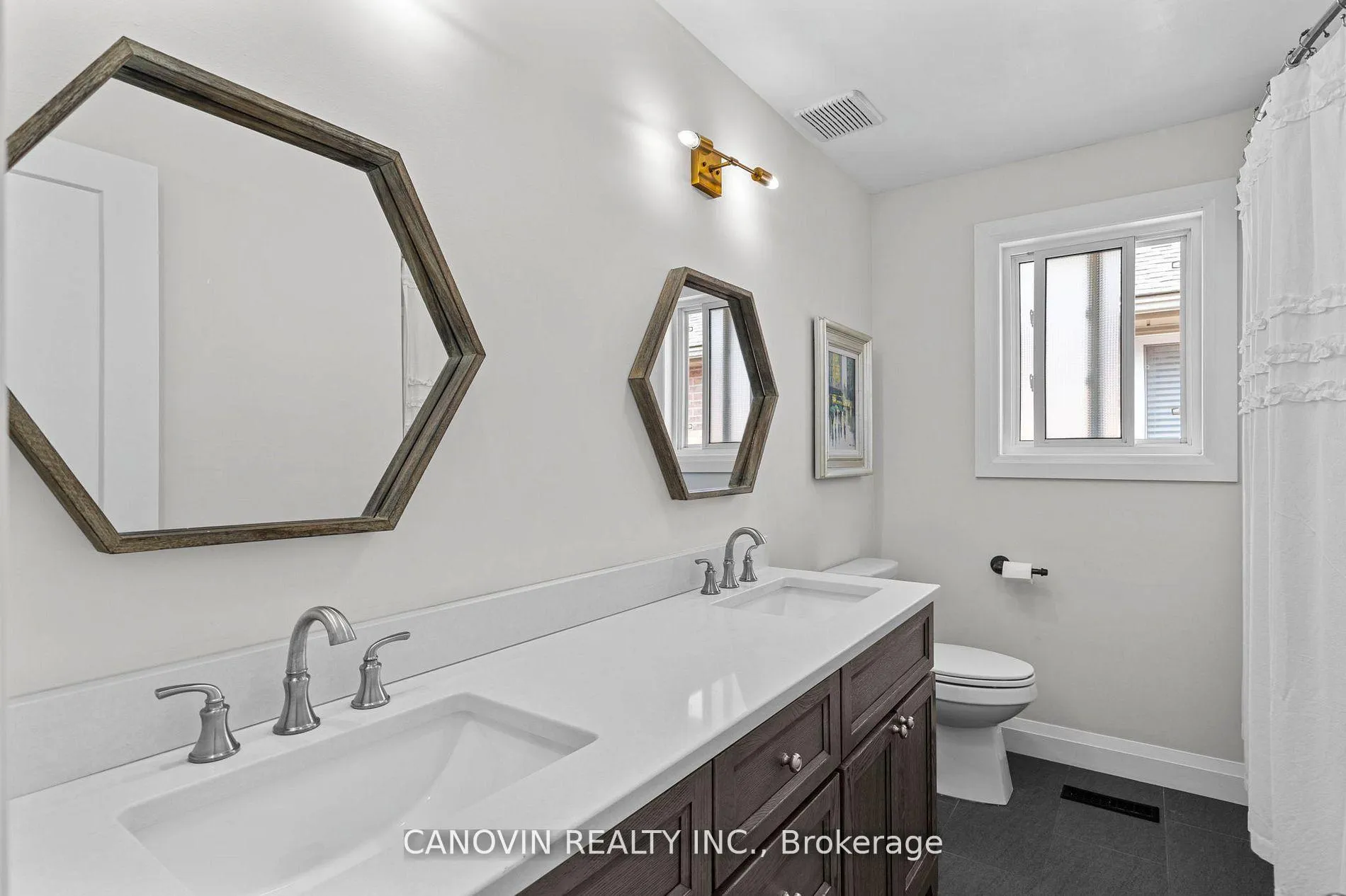 Photo 31 of 117 Violet Street, Barrie, Holly — HOMEH