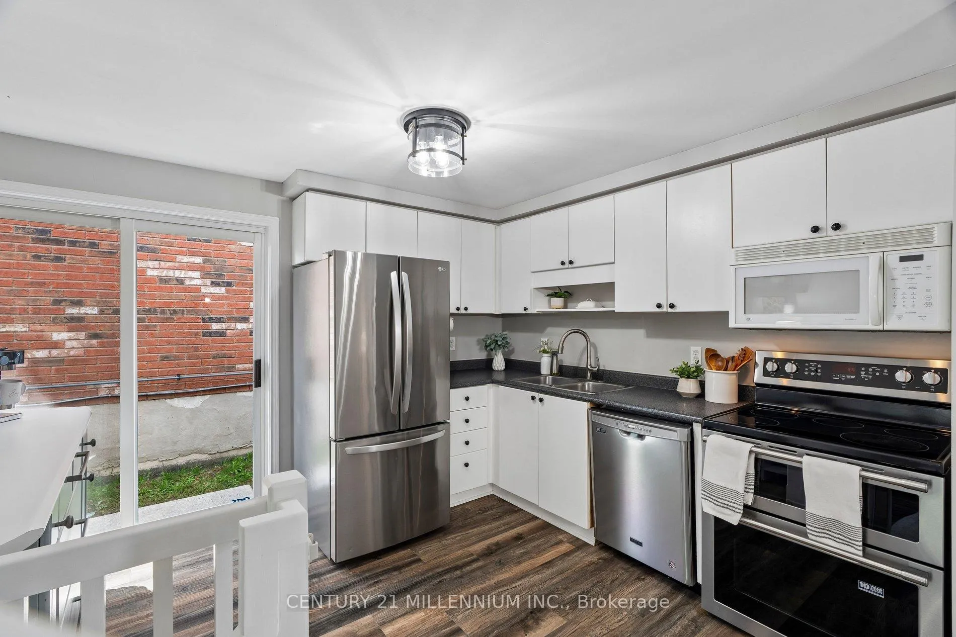 Photo 19 of 56 Pheasant Court, Orangeville — HOMEH