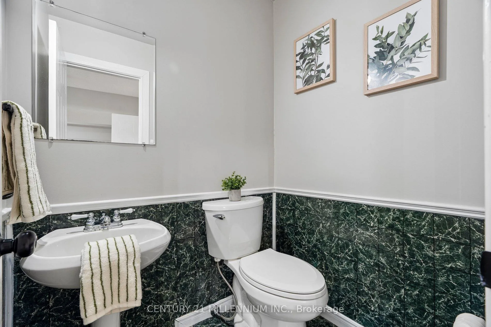 Photo 30 of 56 Pheasant Court, Orangeville — HOMEH