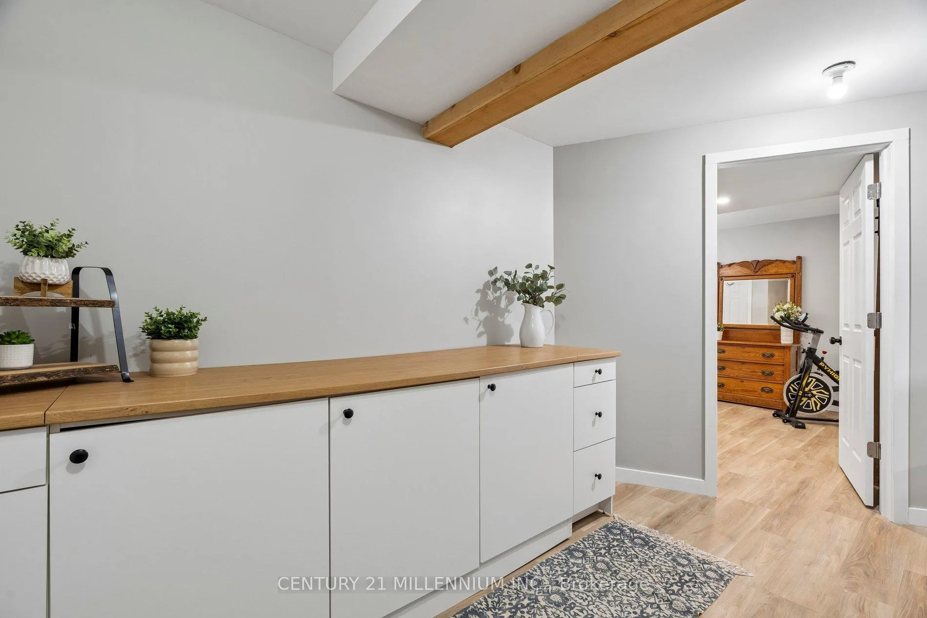 Photo 42 of 56 Pheasant Court, Orangeville — HOMEH