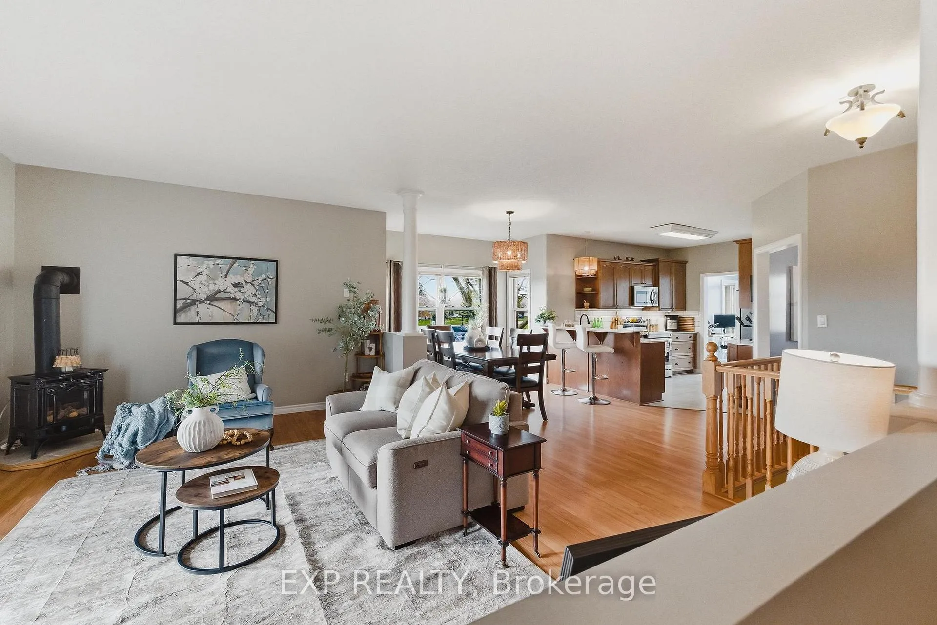 Photo 7 of 89 Andrews Drive, Mapleton, Rural Mapleton — HOMEH