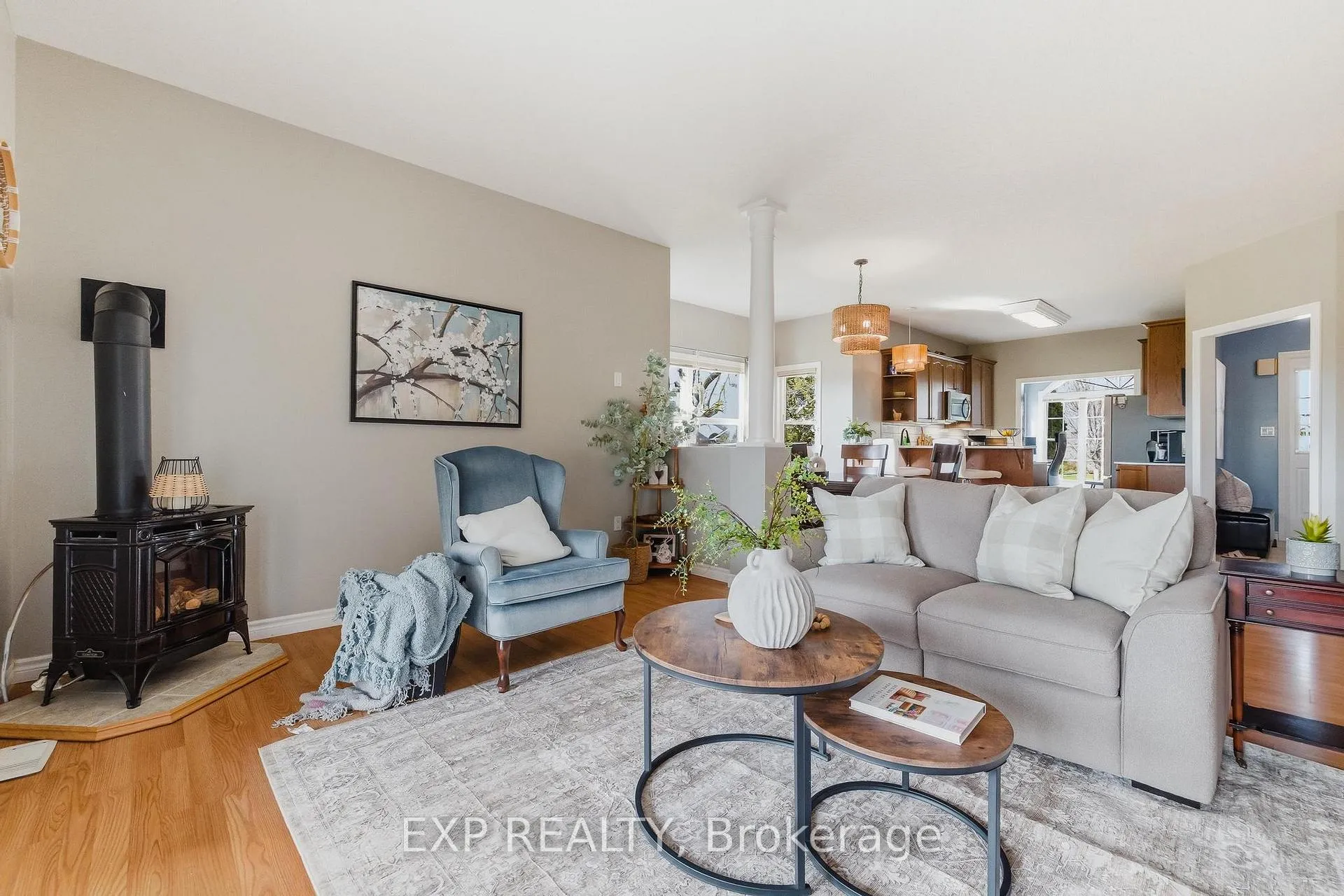 Photo 10 of 89 Andrews Drive, Mapleton, Rural Mapleton — HOMEH
