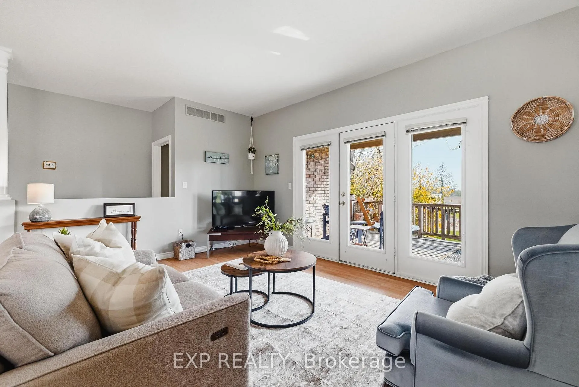 Photo 12 of 89 Andrews Drive, Mapleton, Rural Mapleton — HOMEH