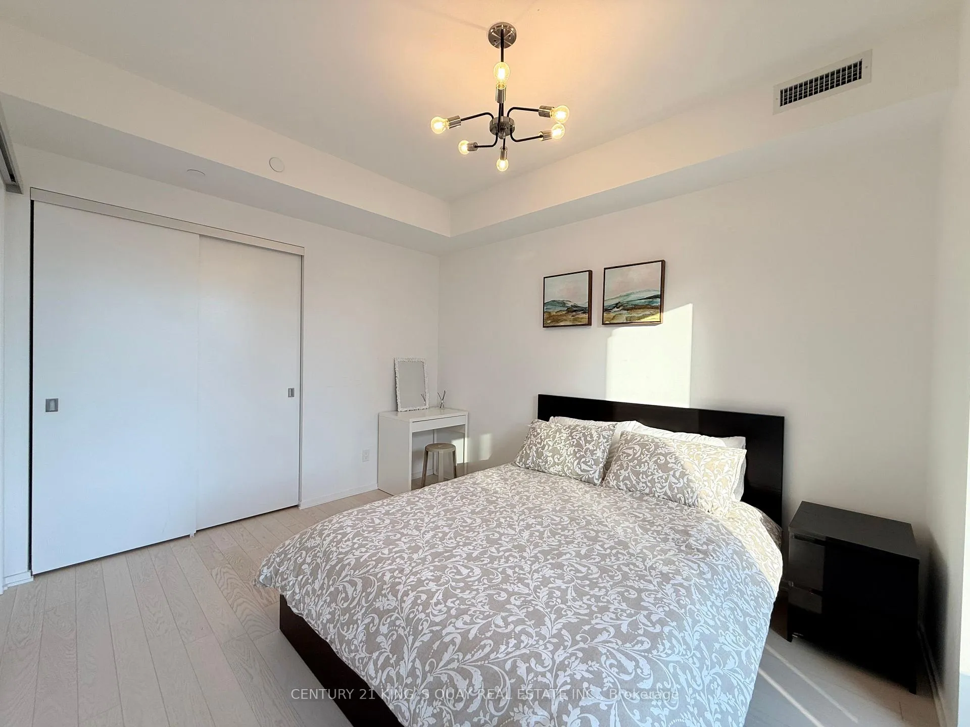 Photo 10 of Unit 1211, 16 Bonnycastle Street, Toronto, Waterfront Communities — HOMEH